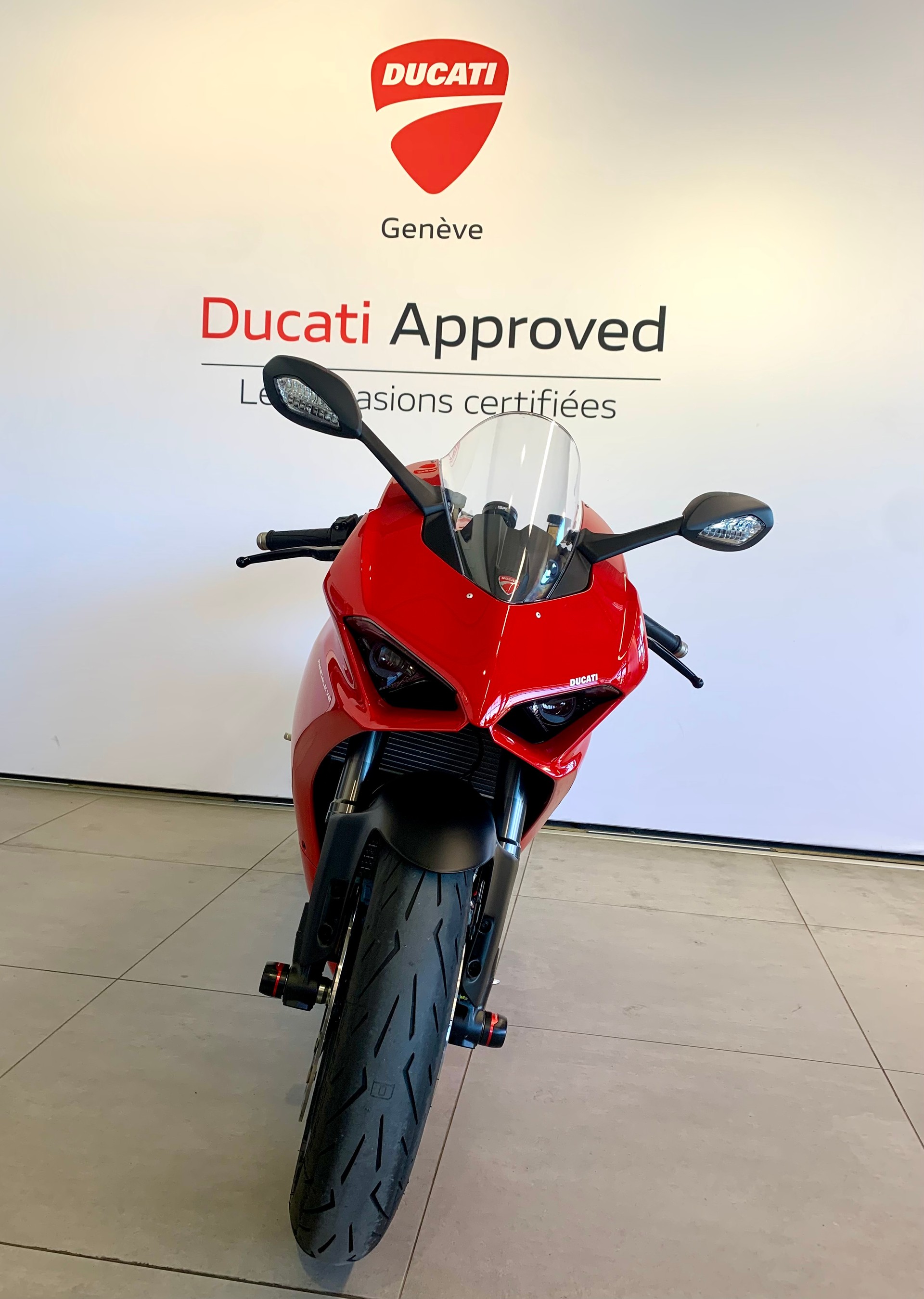 DUCATI Panigale V2-image-2