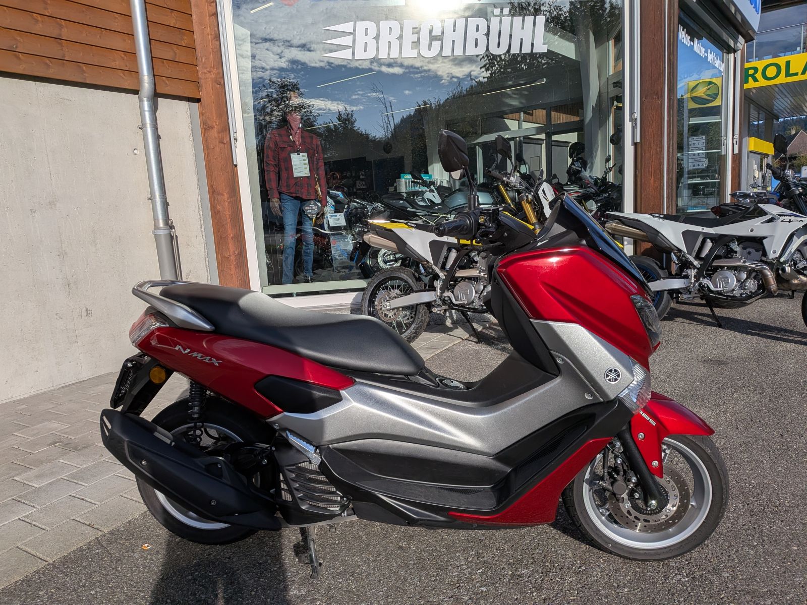 YAMAHA N-Max GPD 125A ABS-image-0