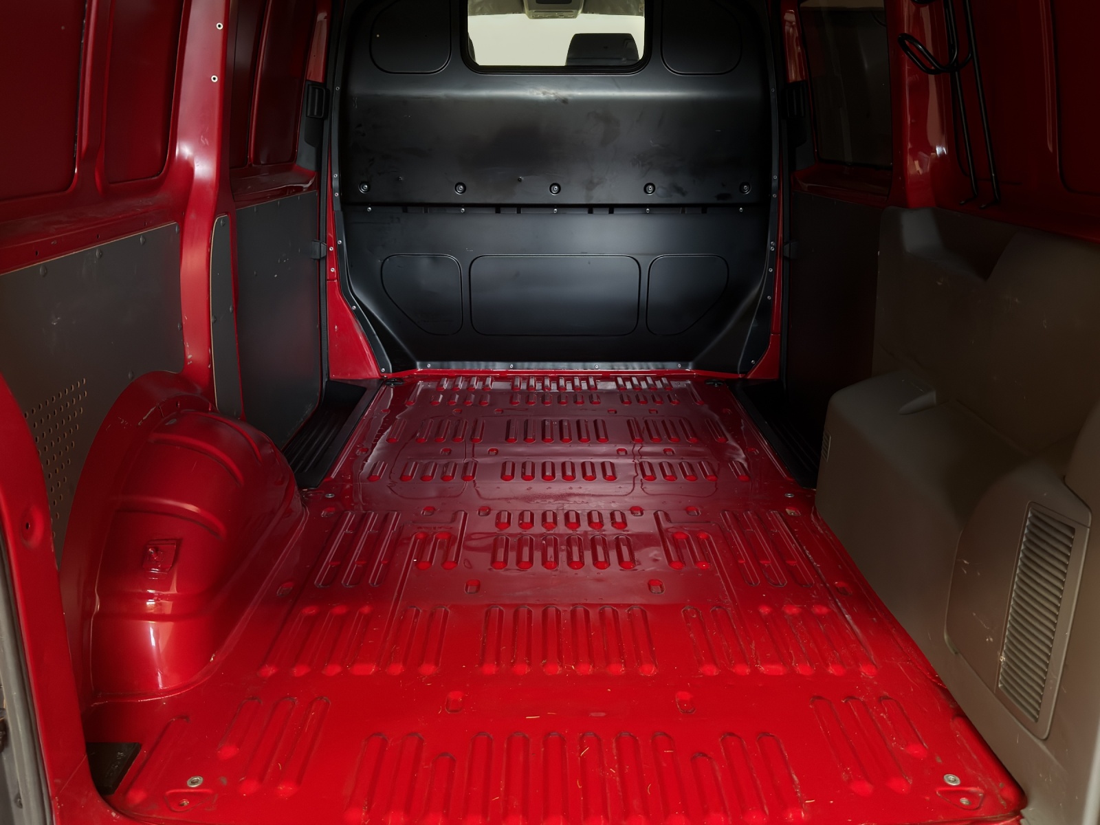 VW T6.1 2.0 TDI DSG Transporter-image-12