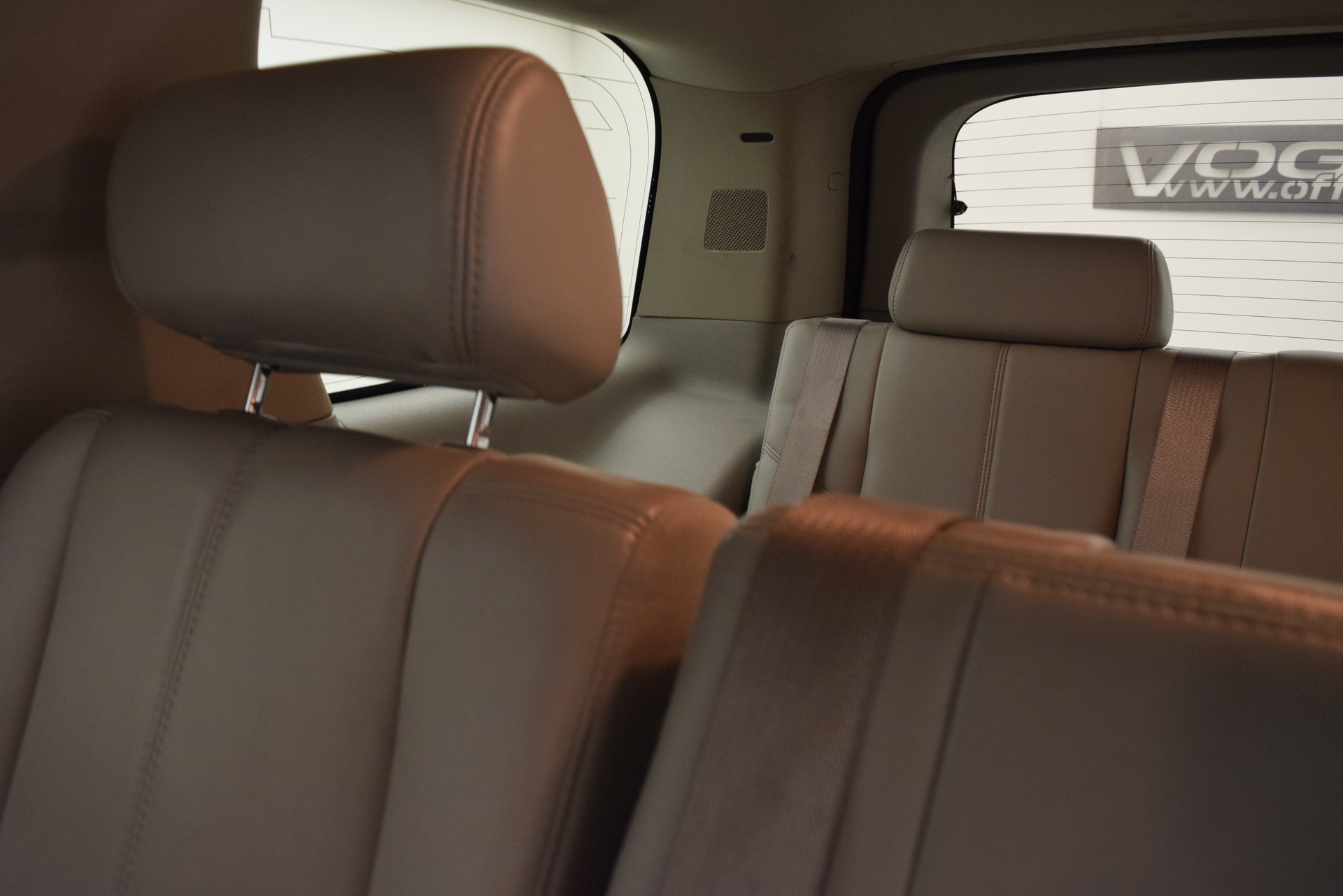 CHEVROLET Tahoe 6.0 Hybrid-image-12