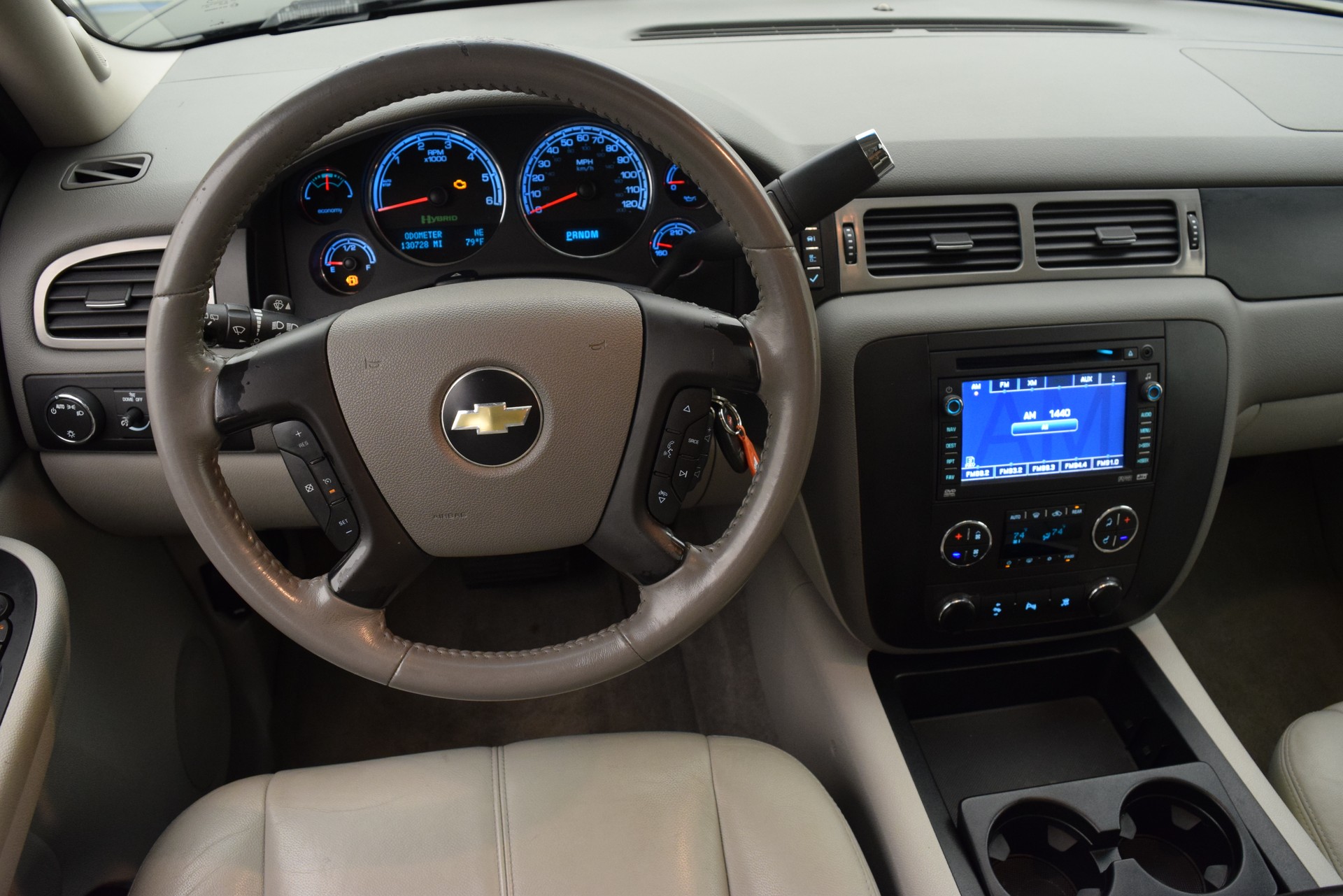 CHEVROLET Tahoe 6.0 Hybrid-image-6