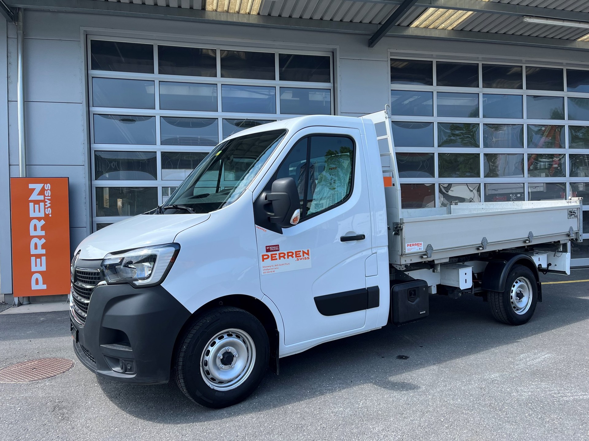 RENAULT Master P35 ENERGY 2.3dCi 165 L2-image-1