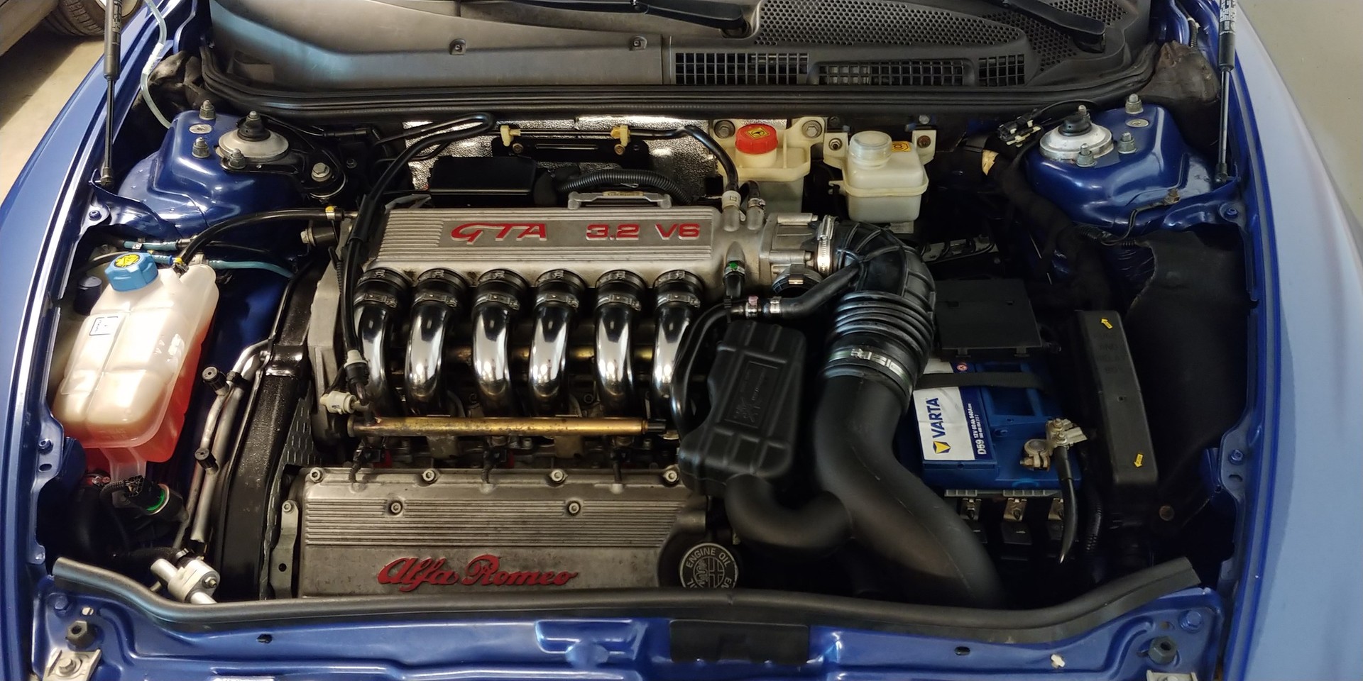 ALFA ROMEO 147 3.2 GTA-image-5
