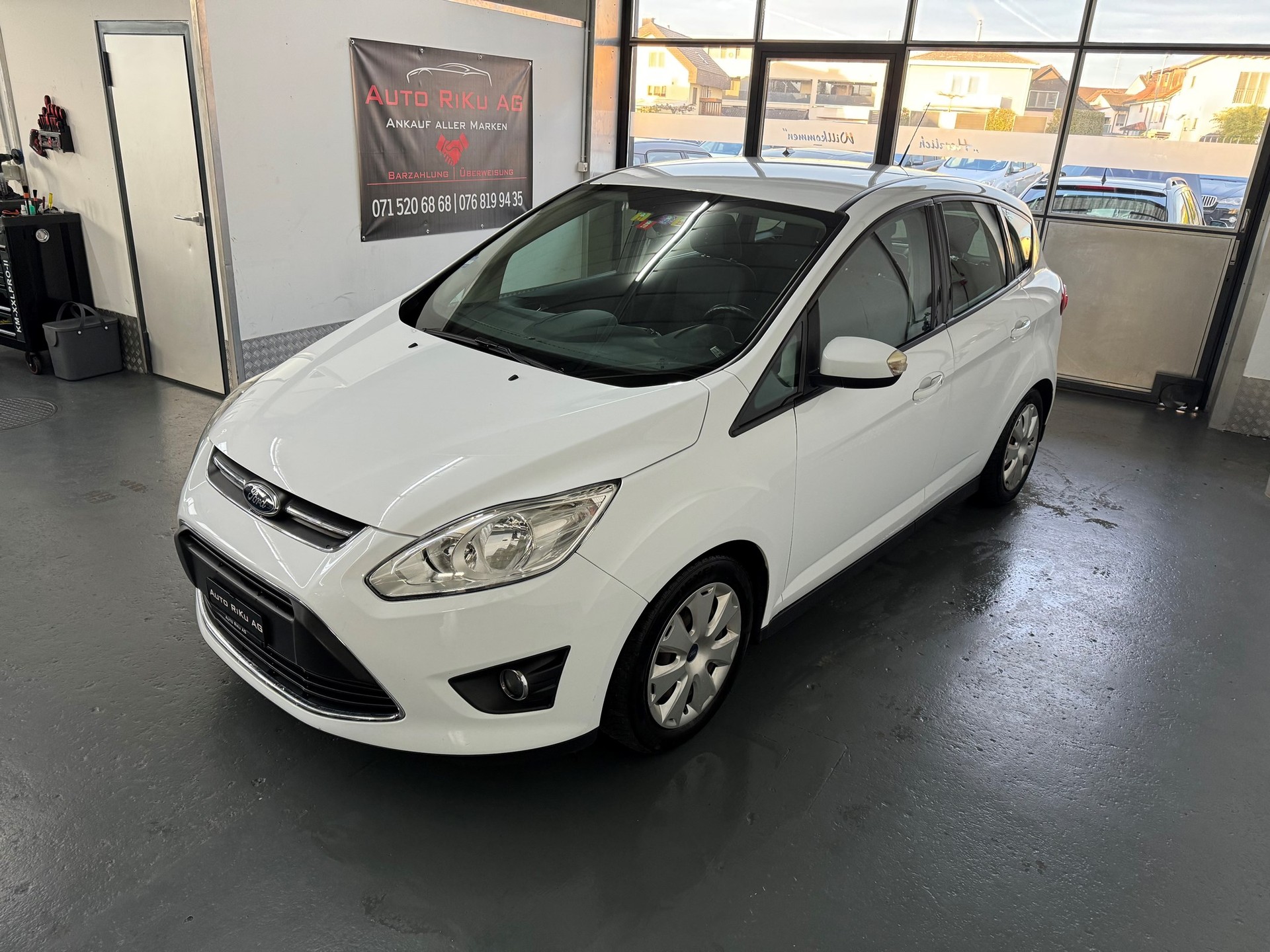 FORD C-Max 1.6 SCTi Carving-showroom-element-3