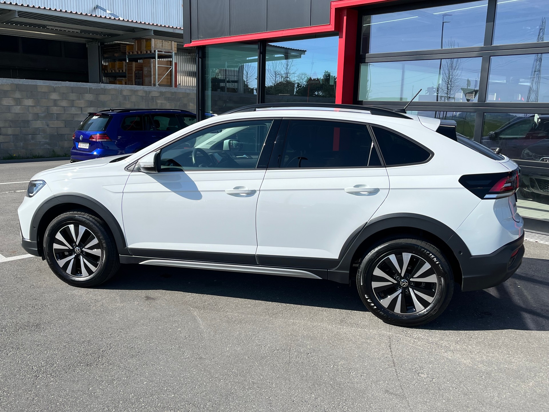 VW Taigo 1.0 TSI Life DSG-image-8