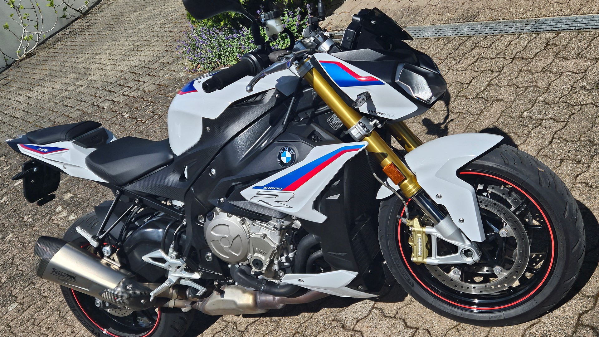 BMW S 1000 R ABS-image-1