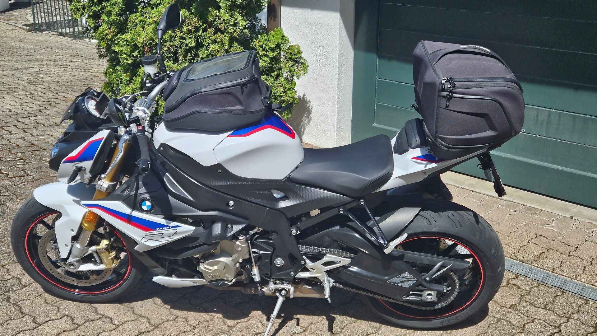BMW S 1000 R ABS-image-11