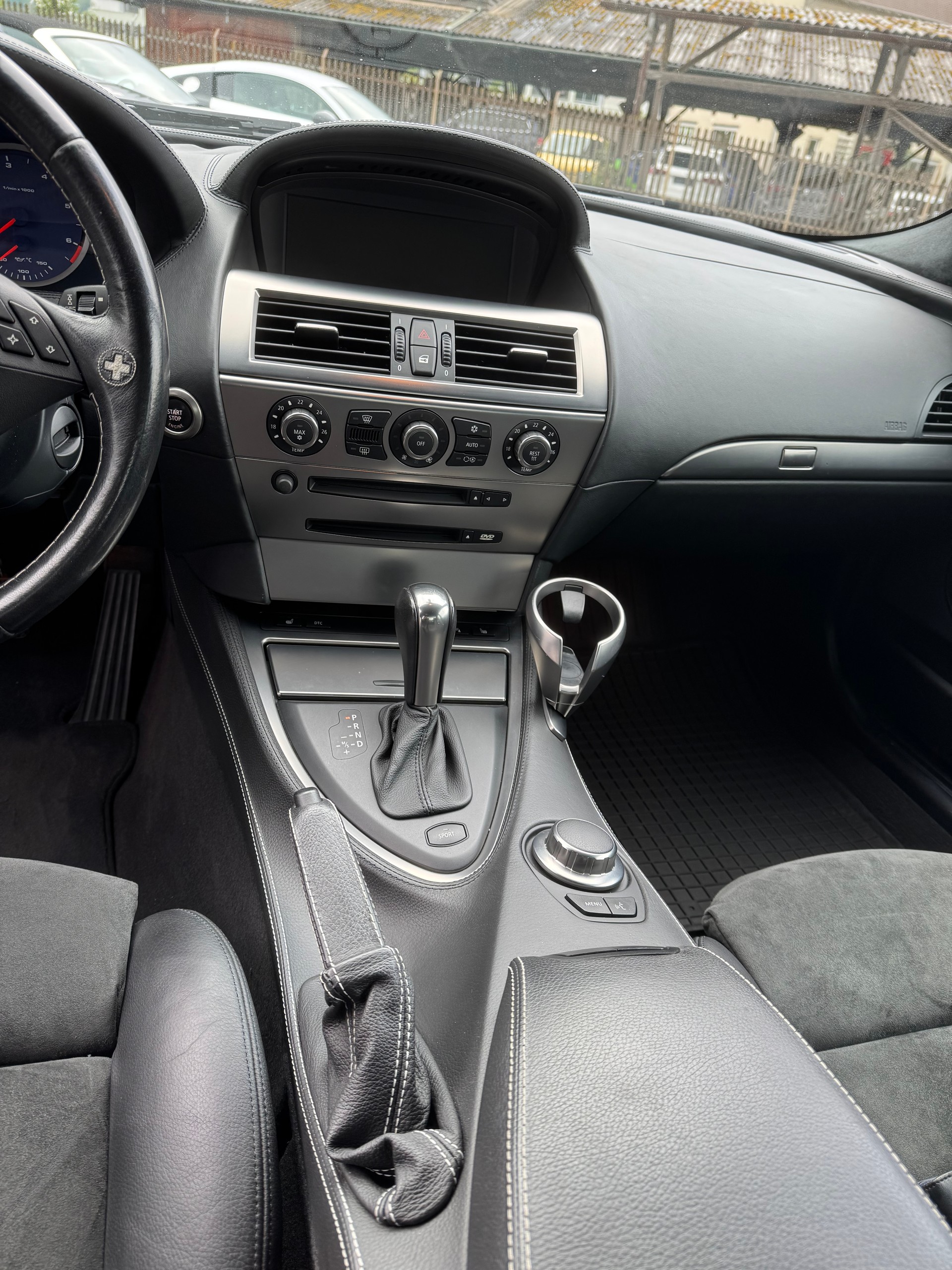 BMW-ALPINA B6 4.4 V8 Coupé-image-7