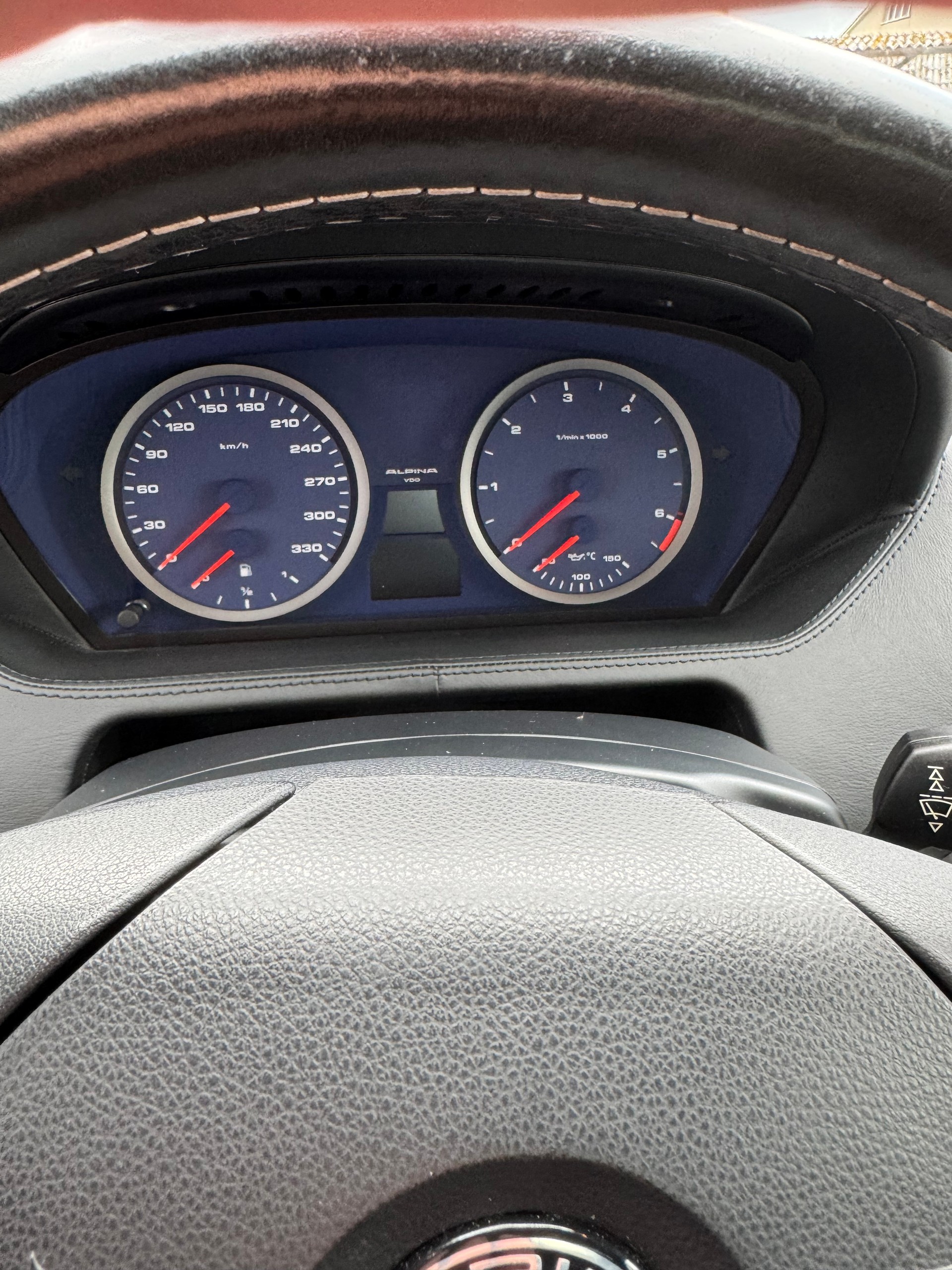 BMW-ALPINA B6 4.4 V8 Coupé-image-6