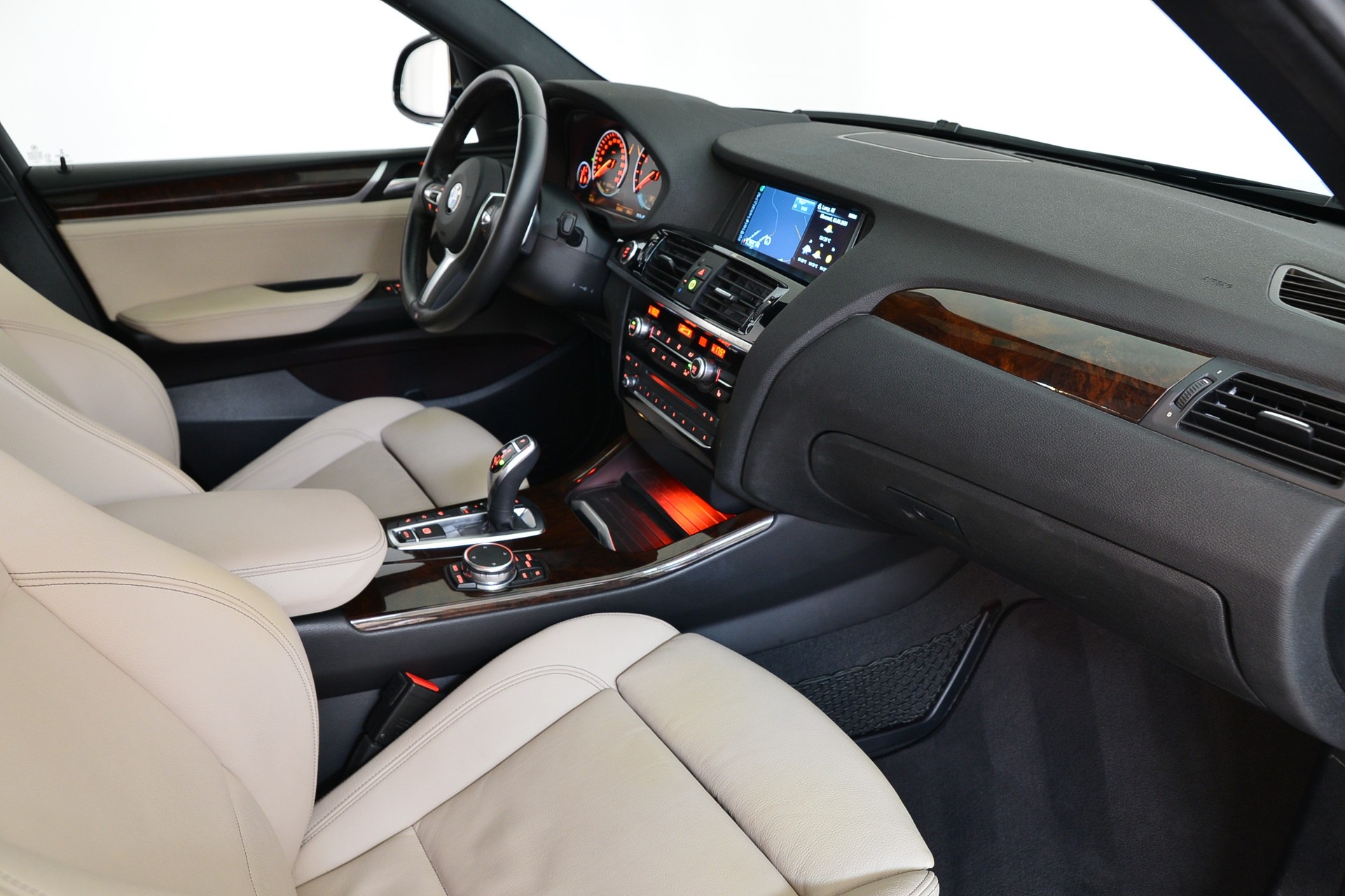 BMW X4 M 40i Steptronic-image-10