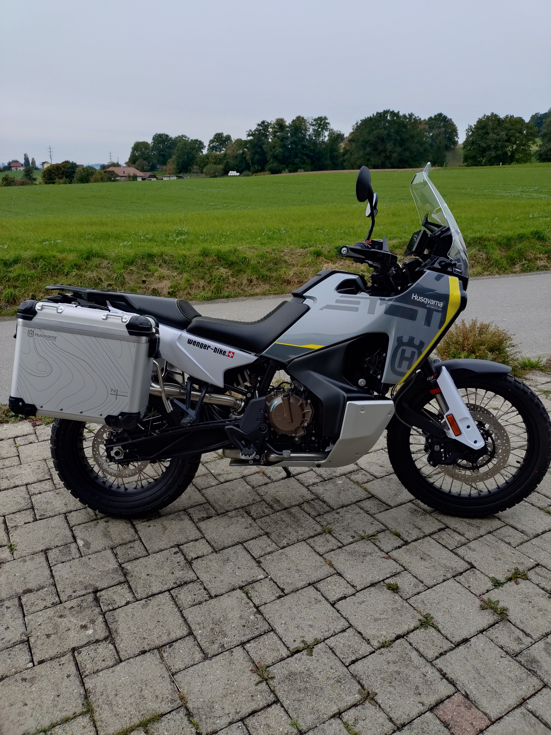 HUSQVARNA Norden 901-image-1