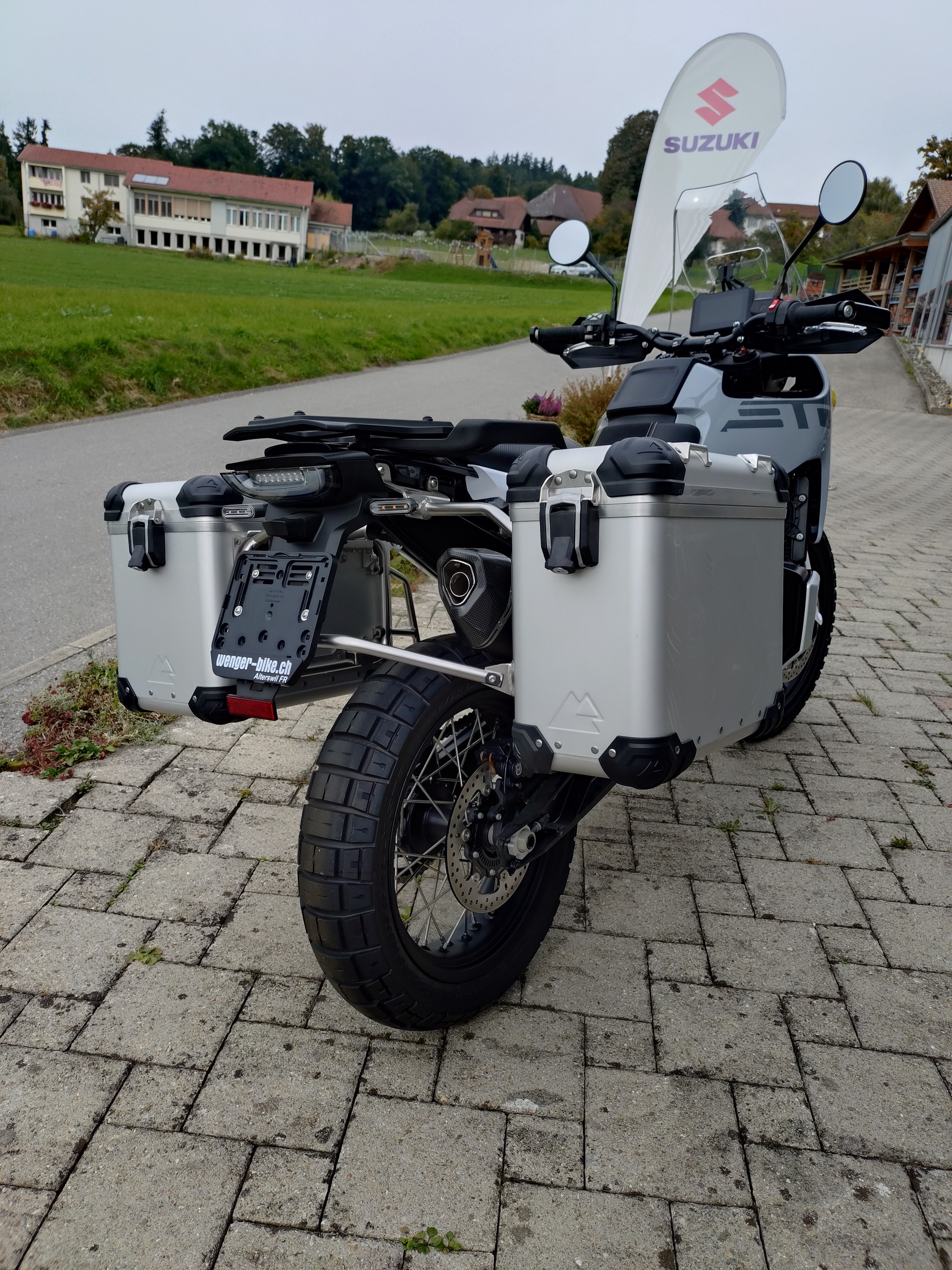 HUSQVARNA Norden 901-image-2