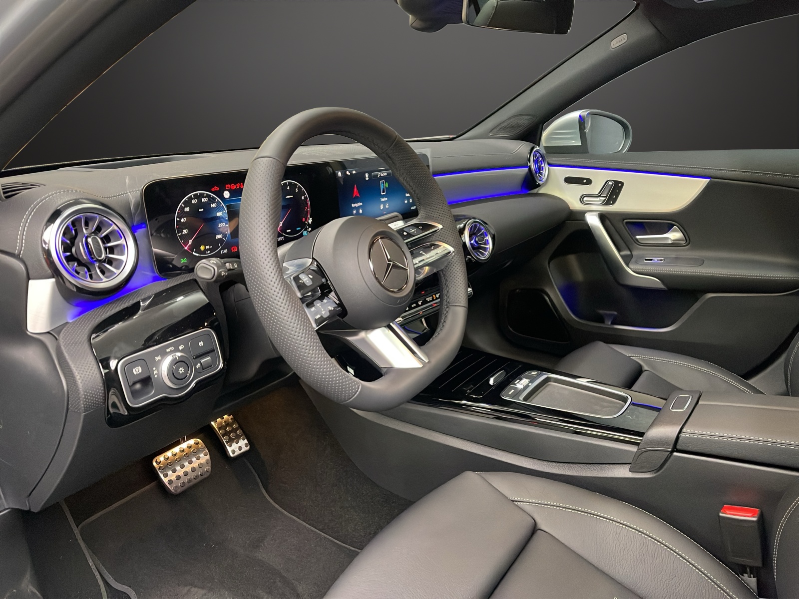 MERCEDES-BENZ A 250 4Matic 8G-DCT-image-7