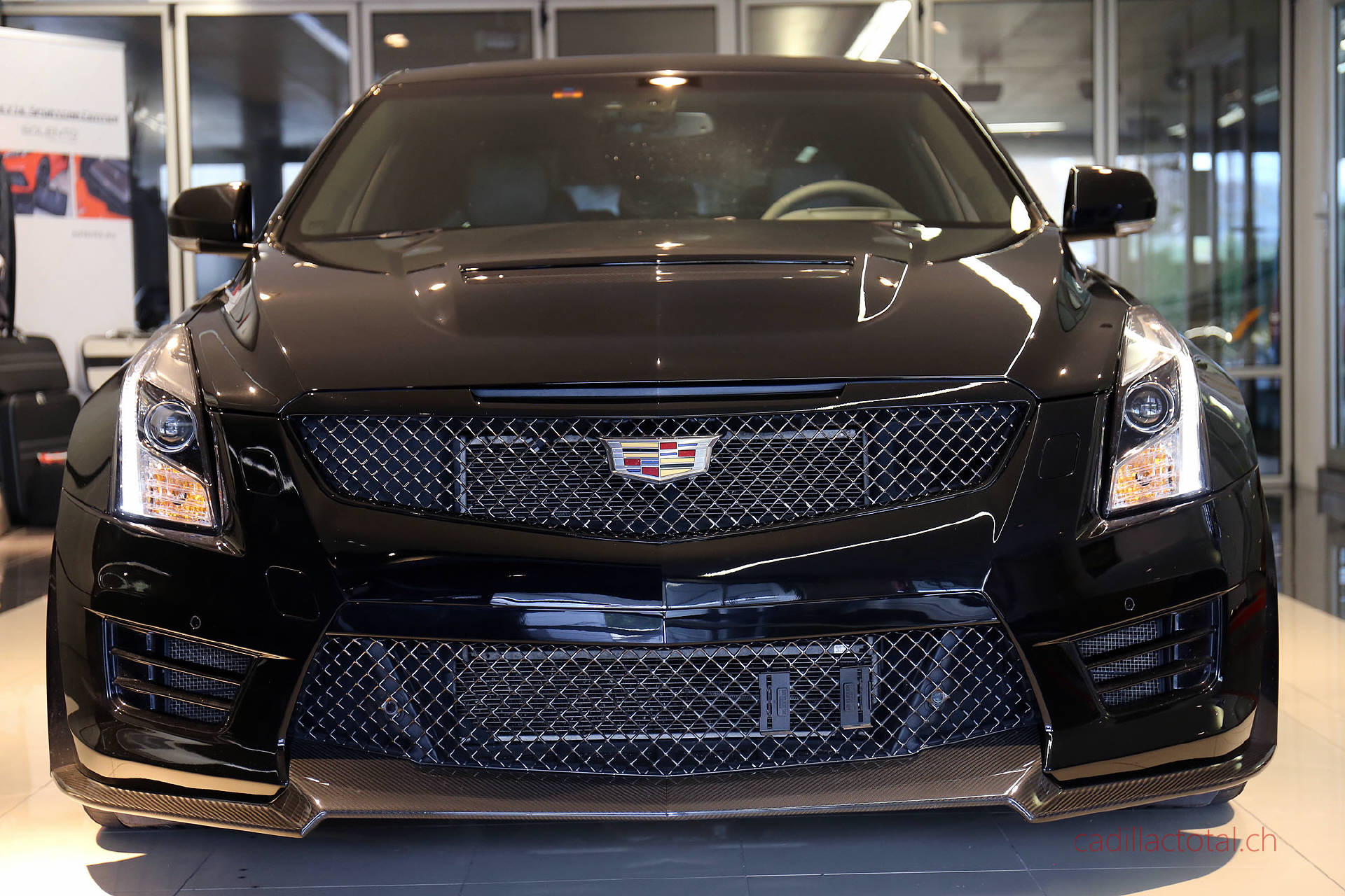 CADILLAC ATS-V 3.6 V6 Bi-Turbo-showroom-element-1