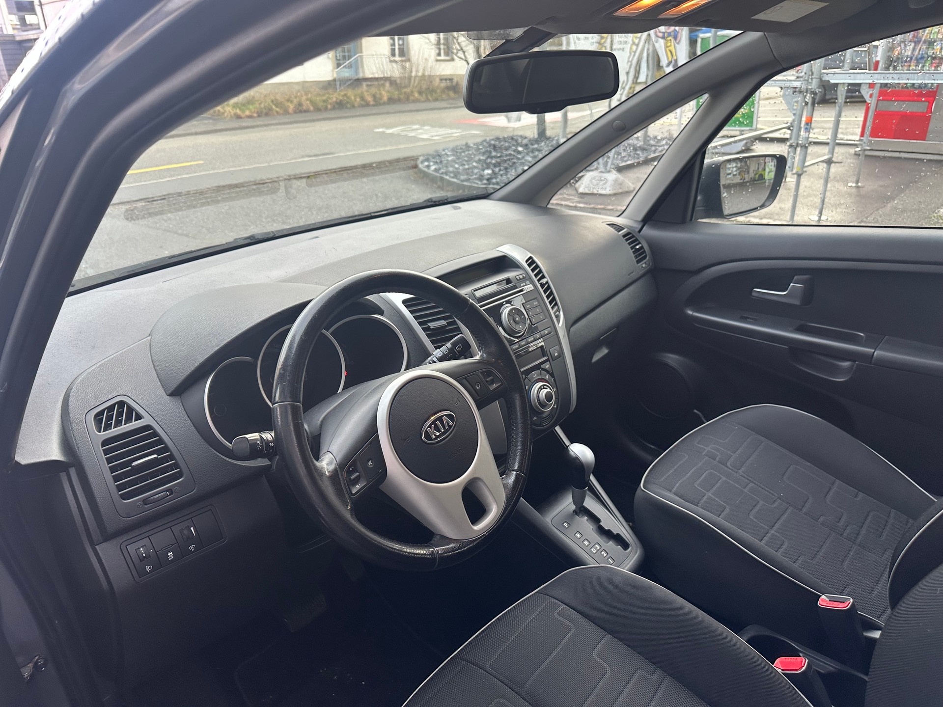 KIA Venga 1.6 CVVT _seven Automatic-image-5