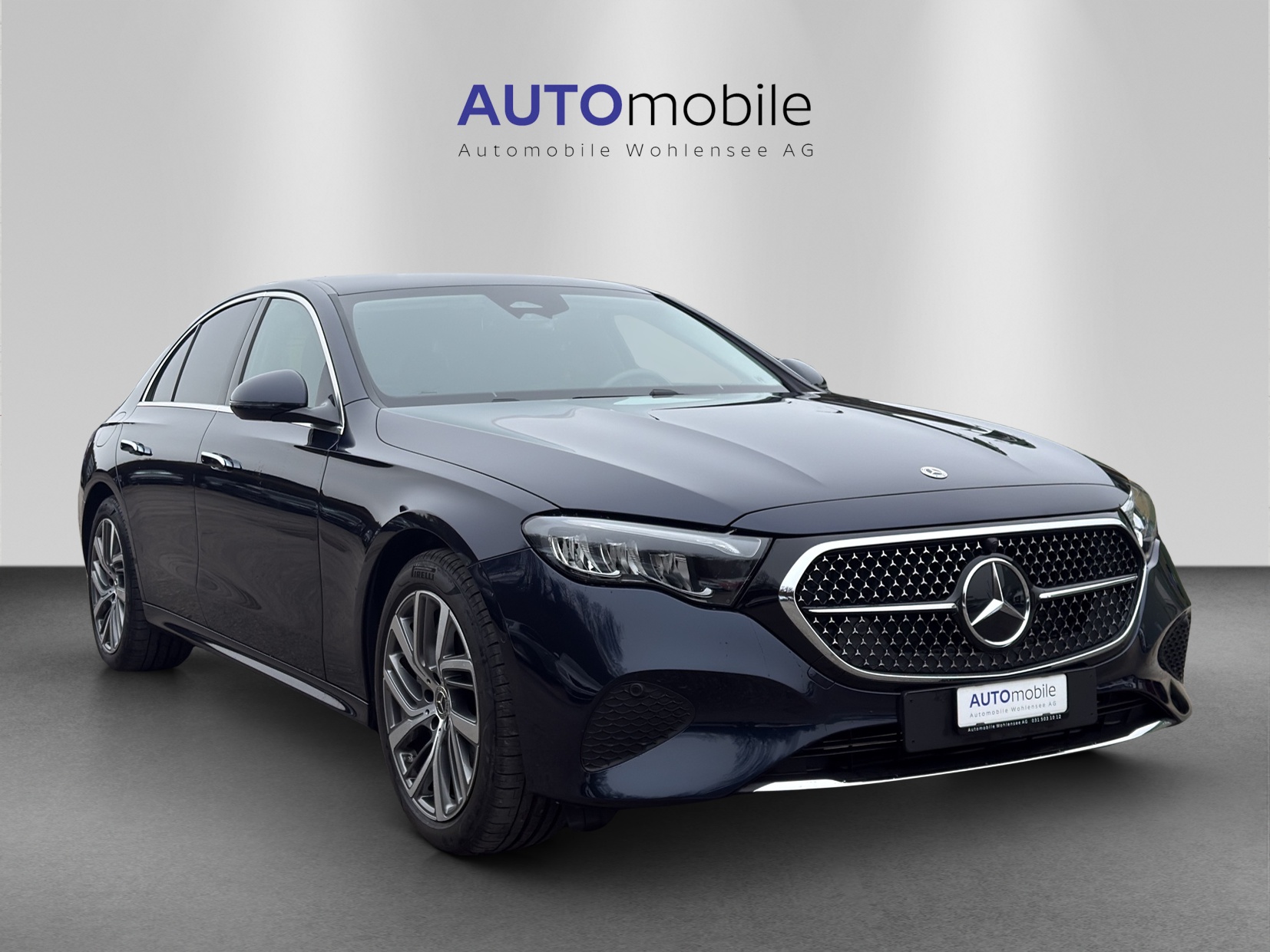MERCEDES-BENZ E 300 de 4Matic 9G-Tronic-showroom-element-3