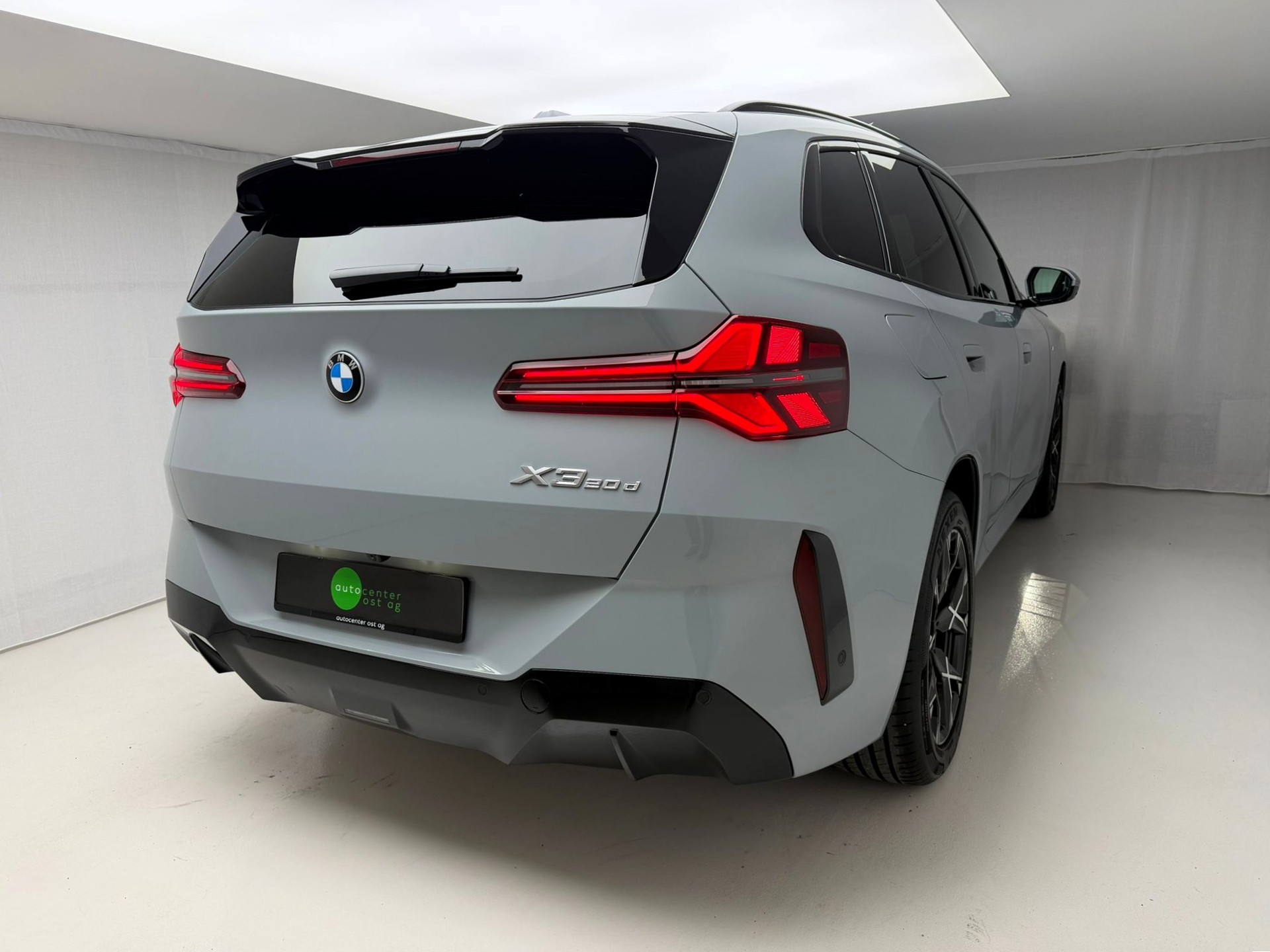 BMW X3 xDrive 48V 20d M Sport Pro-showroom-element-2