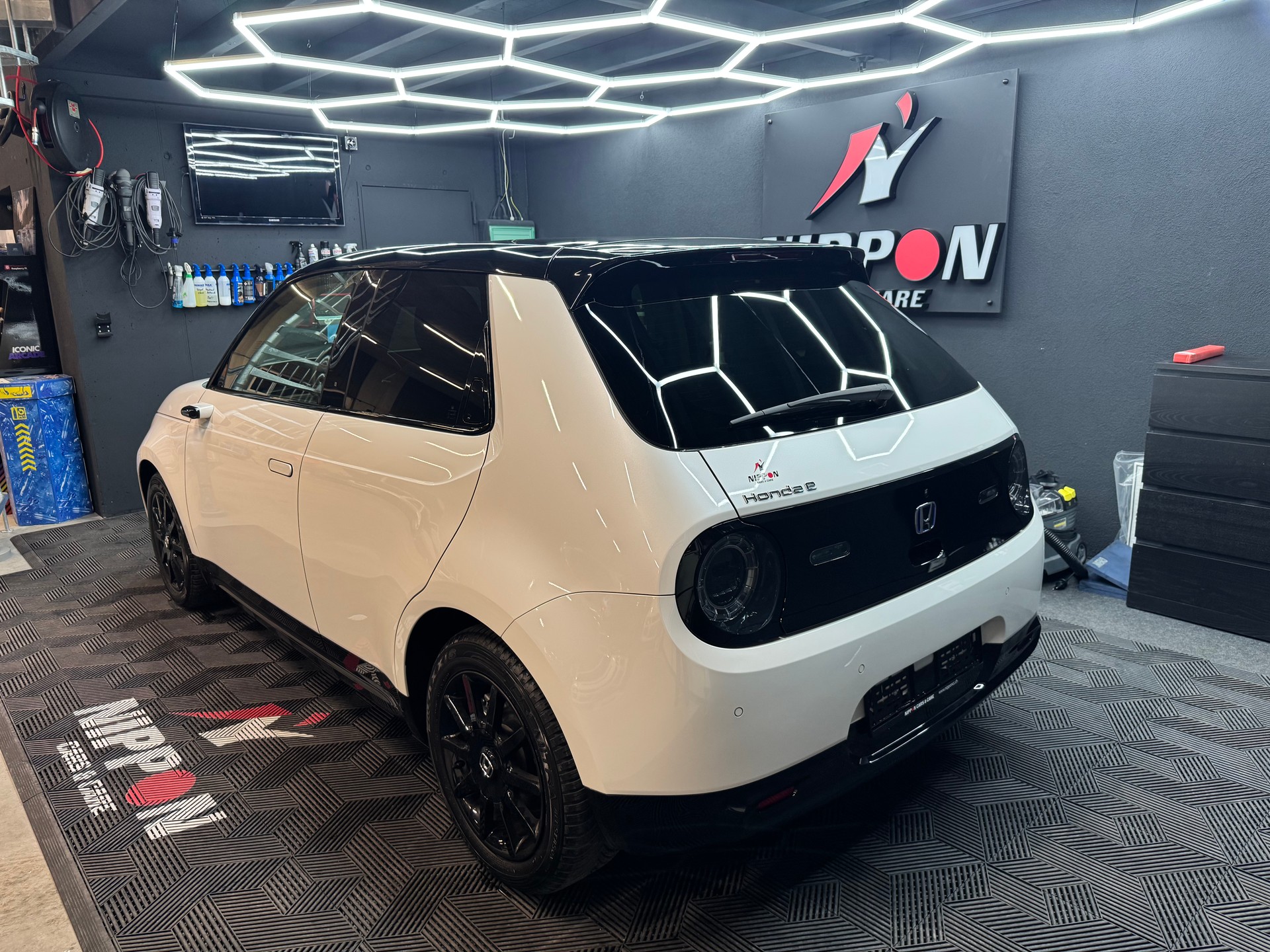 HONDA e-image-5