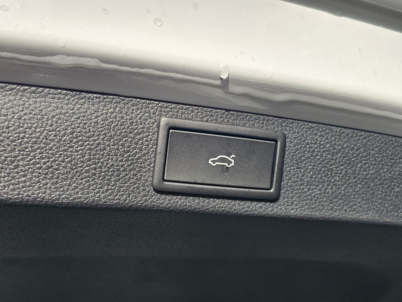 SKODA Karoq 2.0 TSI SportLine 4x4 DSG-image-6