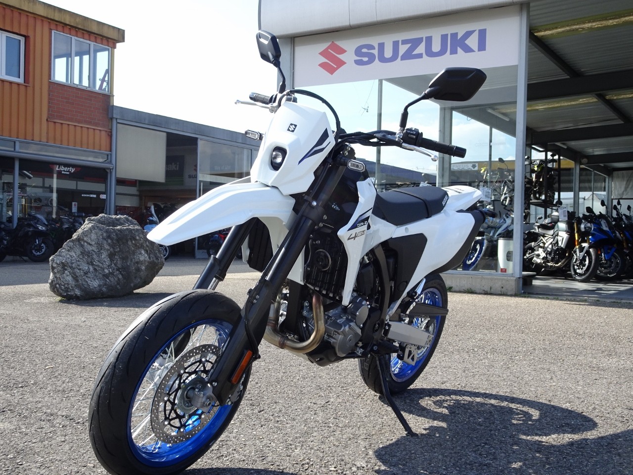 SUZUKI DR-Z 4 SM-image-3