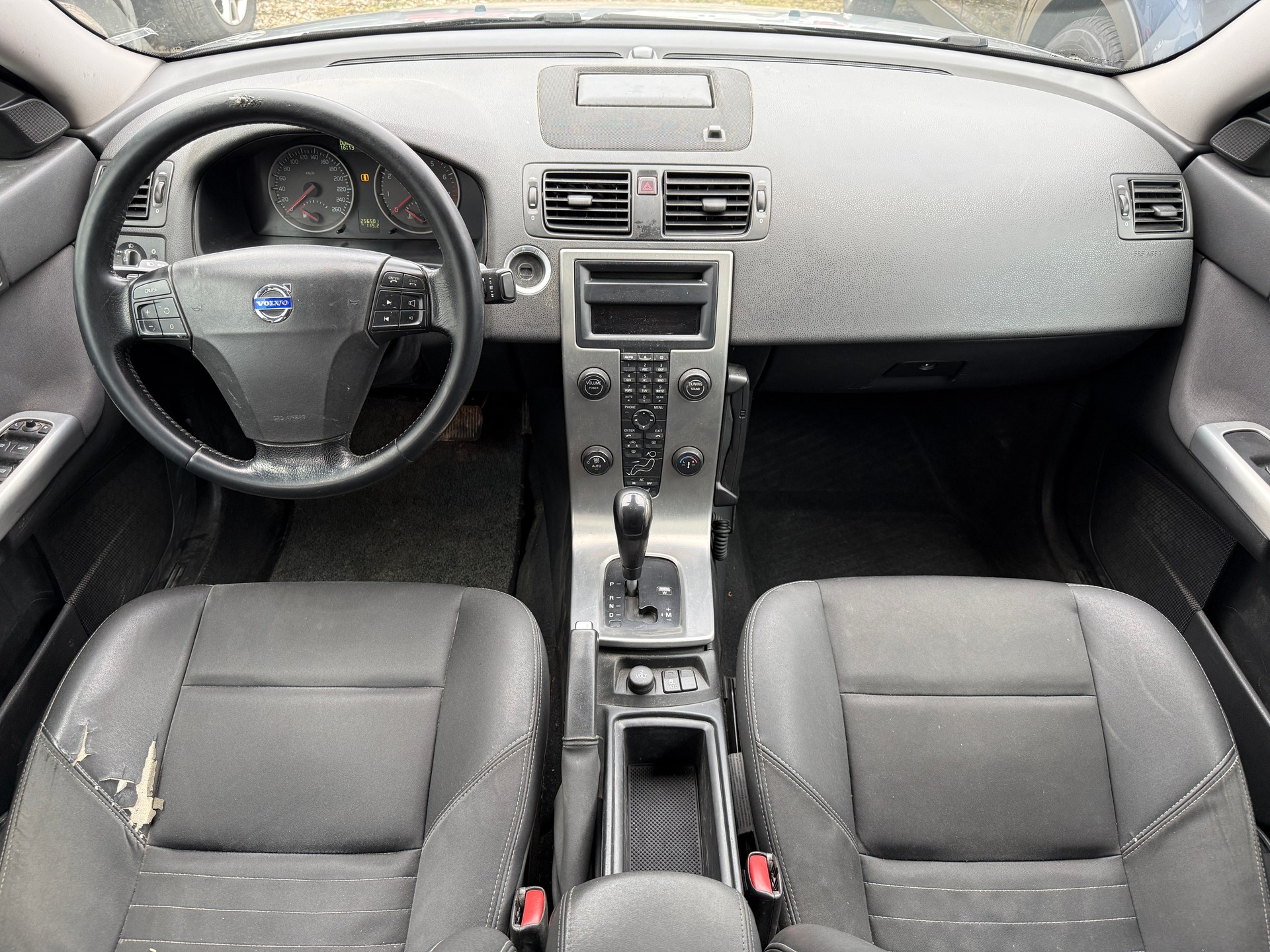 VOLVO S40 2.4 Summum-image-14