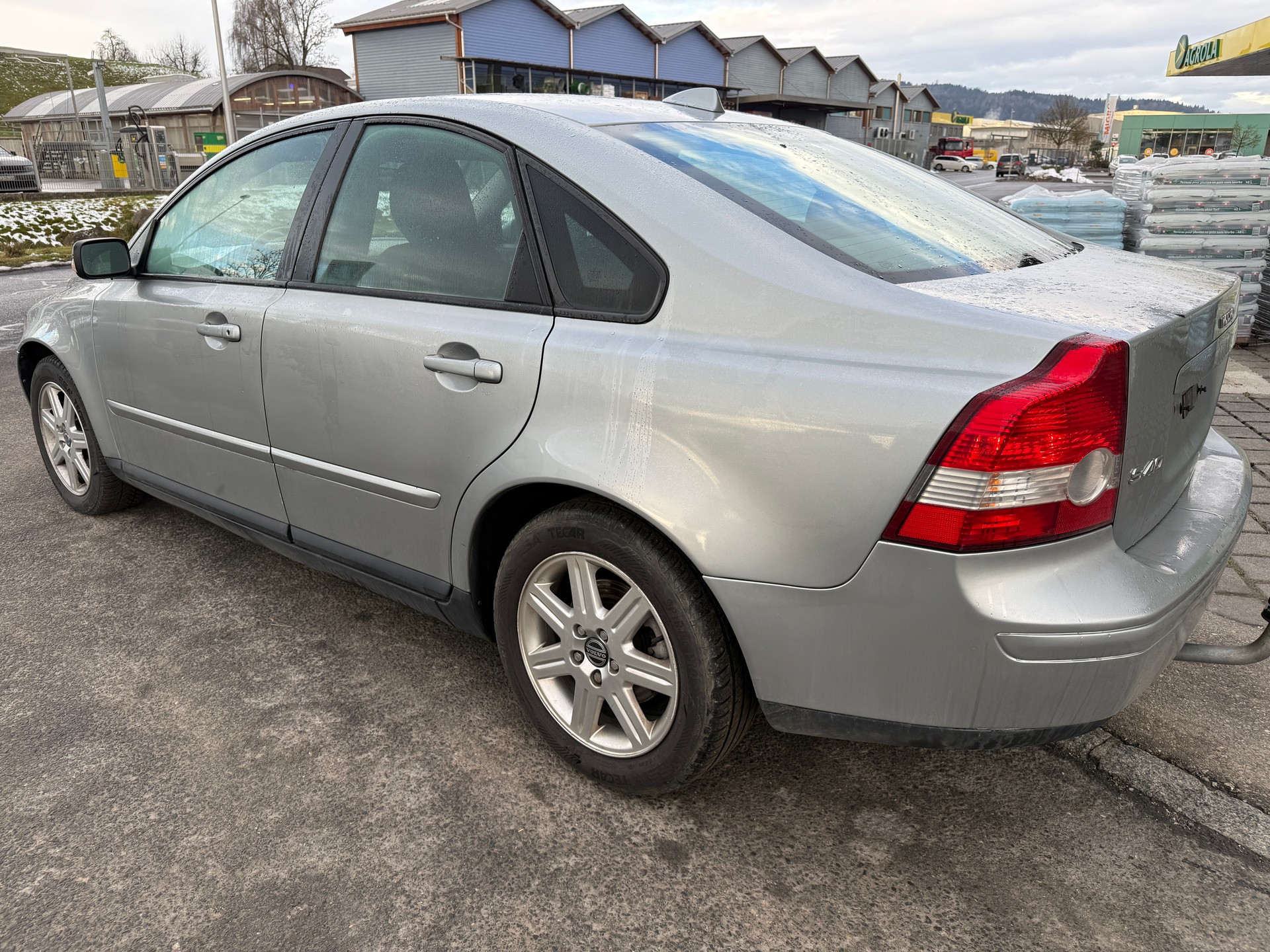 VOLVO S40 2.4 Summum-image-3