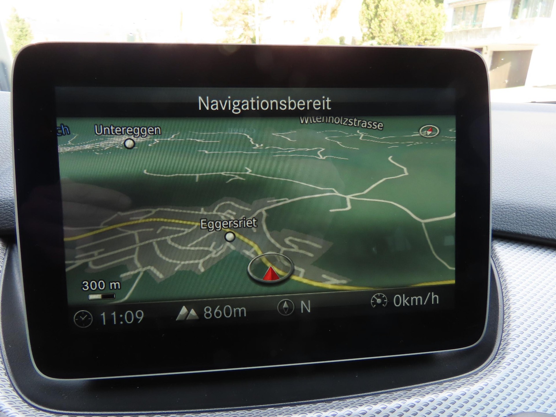 MERCEDES-BENZ B 220 d Swiss Star 4m-image-14