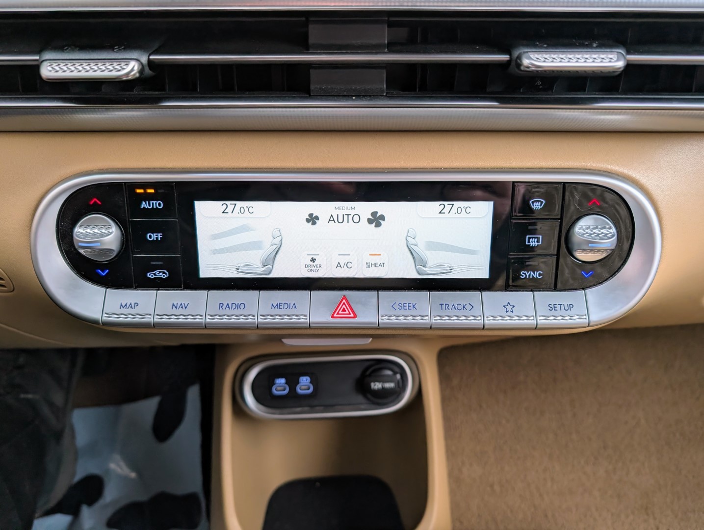 GENESIS GV60 77.4 kWh Sport AWD-image-5