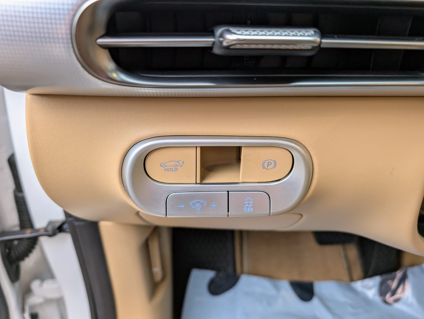 GENESIS GV60 77.4 kWh Sport AWD-image-8