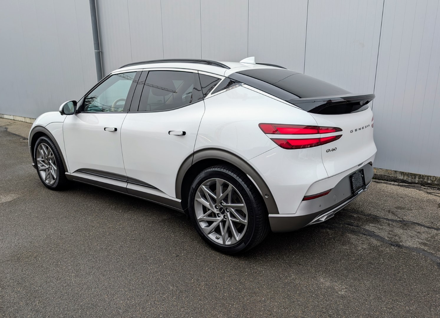 GENESIS GV60 77.4 kWh Sport AWD-image-10