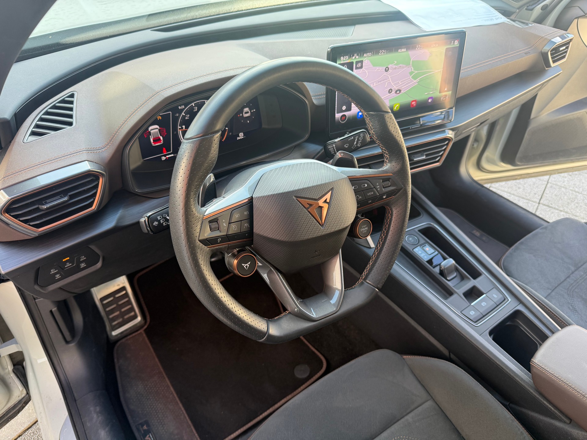 CUPRA Formentor 2.5TSI VZ5 Taiga Grey 4Drive DSG-image-10