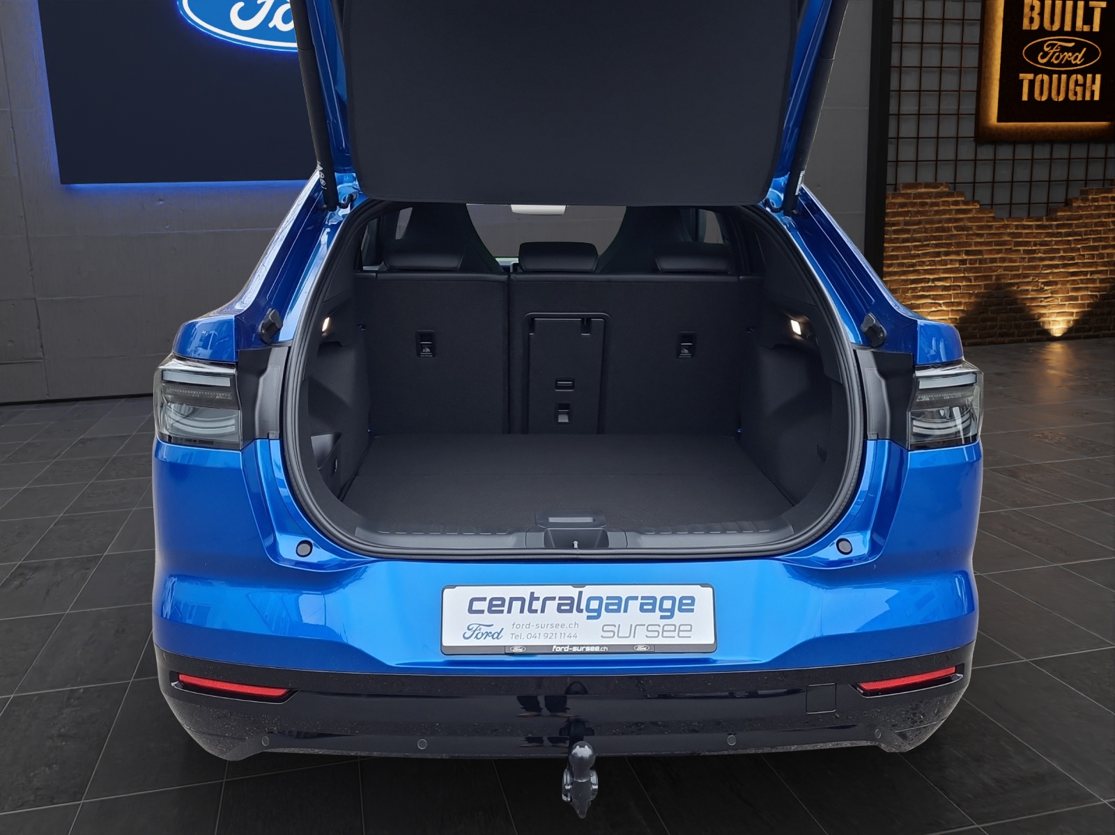 FORD Capri Extended Range (77 kWh) Premium RWD AUTOMAT-image-13