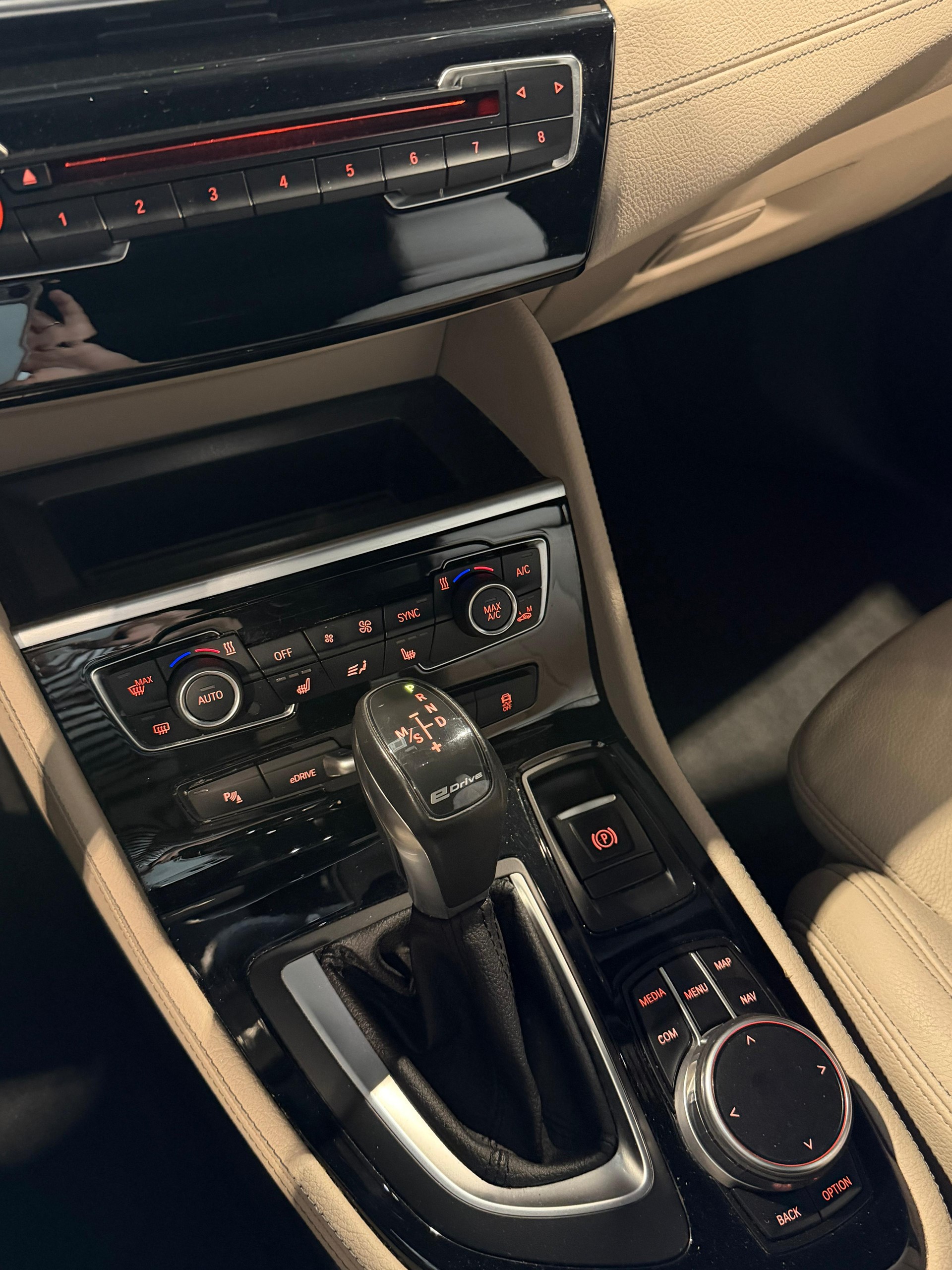 BMW 225xe iPerformance Active Tourer Luxury Line Aut.-image-8