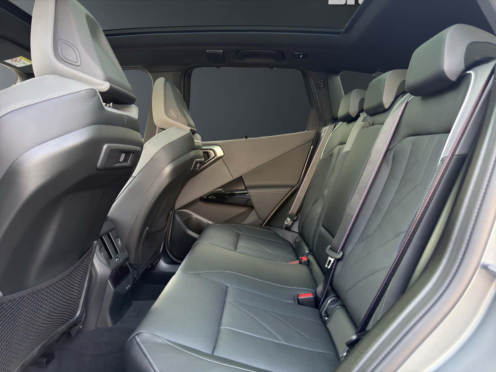 BMW X3 20i xDrive-image-11