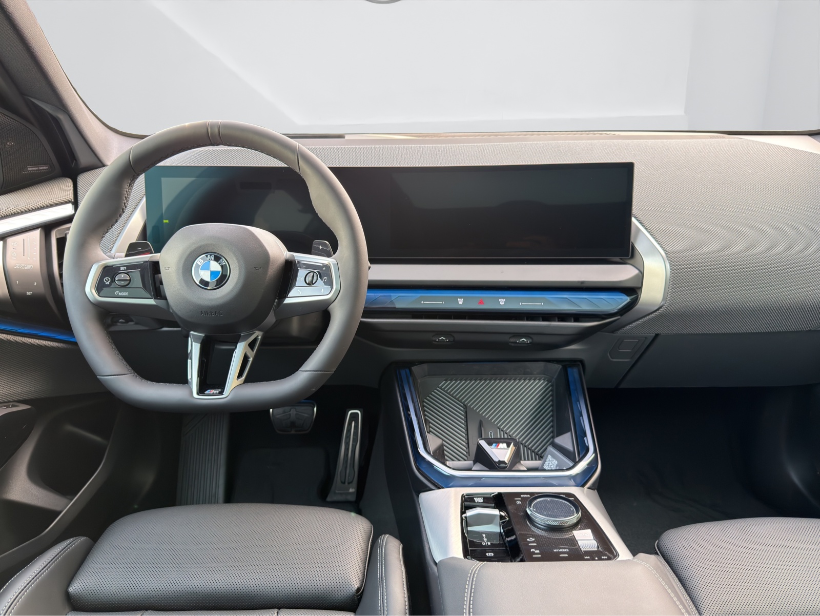 BMW X3 20i xDrive-image-15