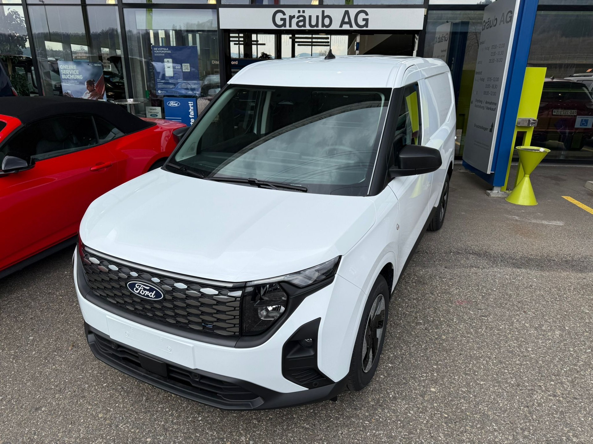 FORD E-Transit Courier Van Trend 43,5kWh-showroom-element-2