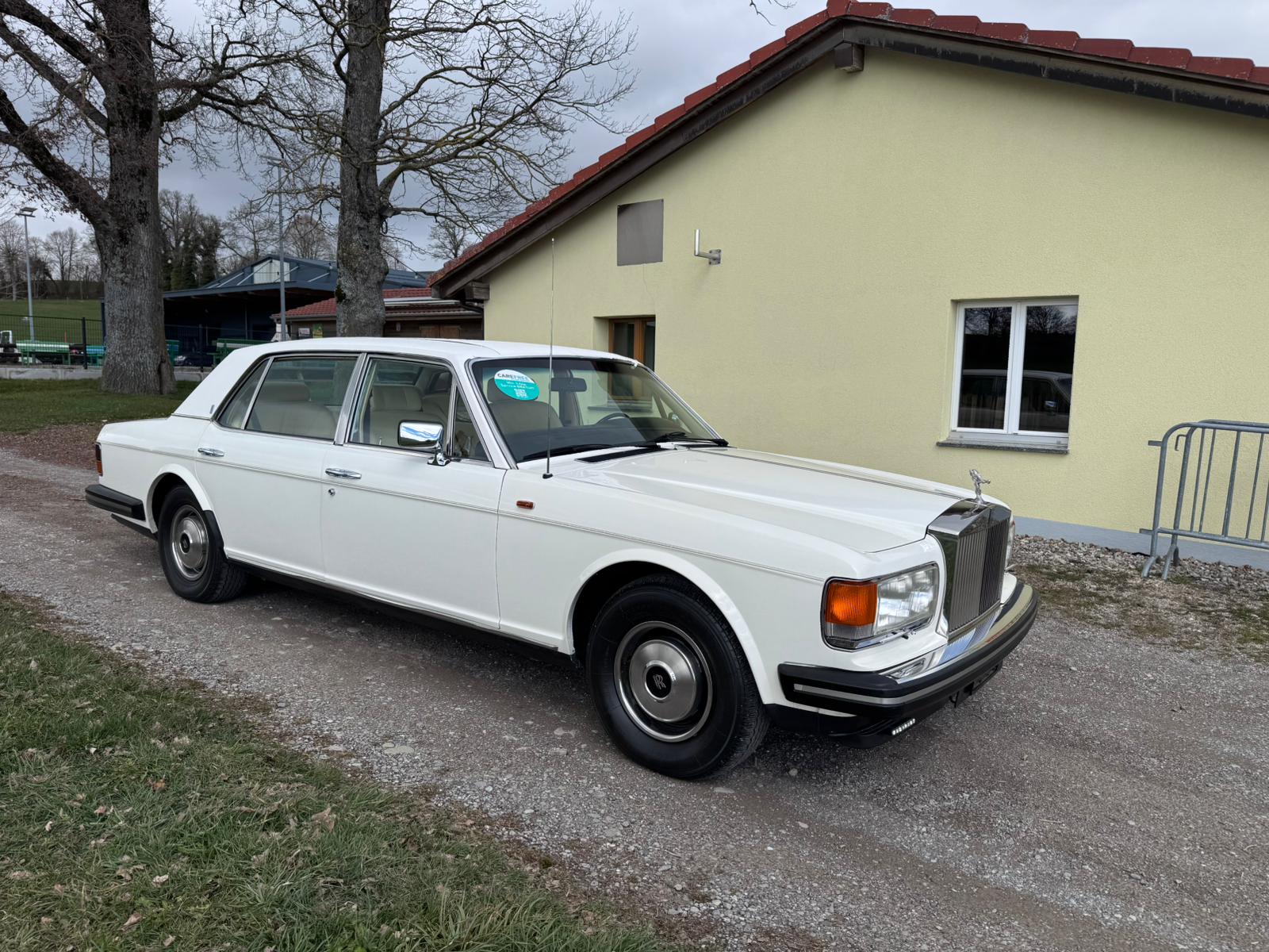 ROLLS-ROYCE Silver Spur-image-3