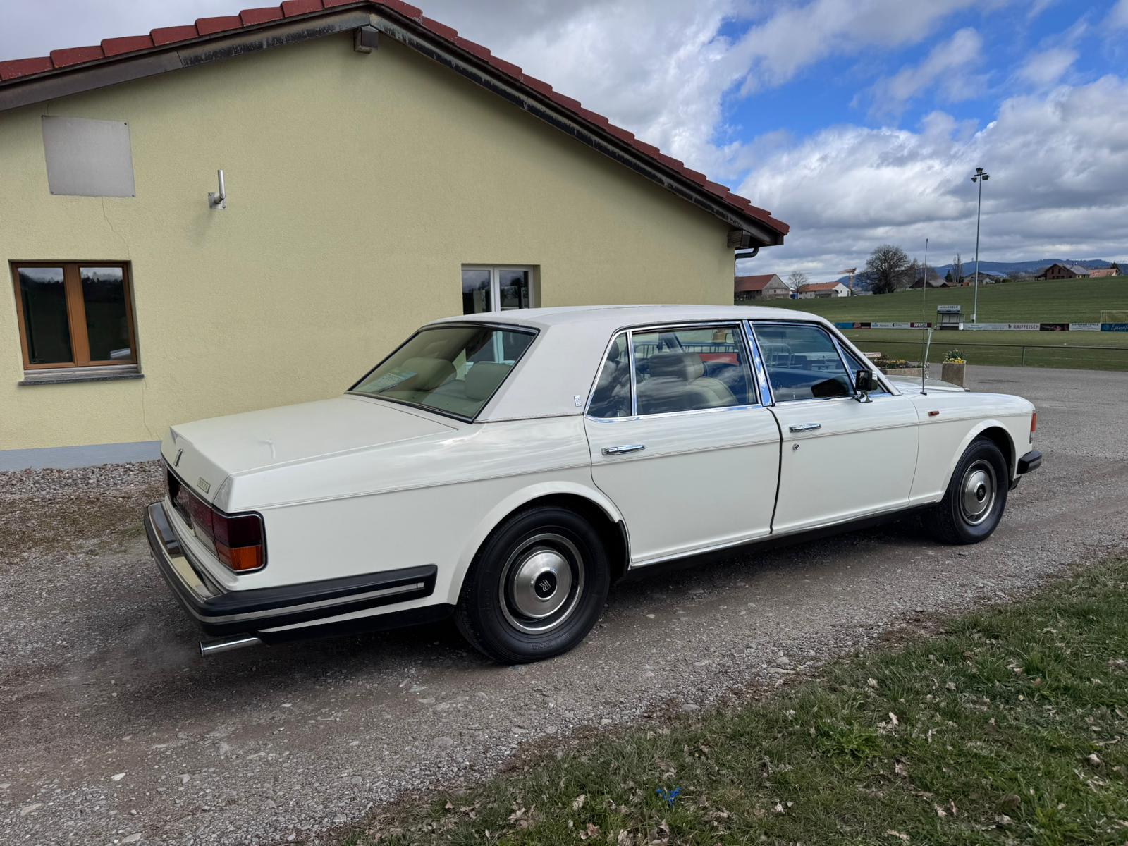 ROLLS-ROYCE Silver Spur-image-7