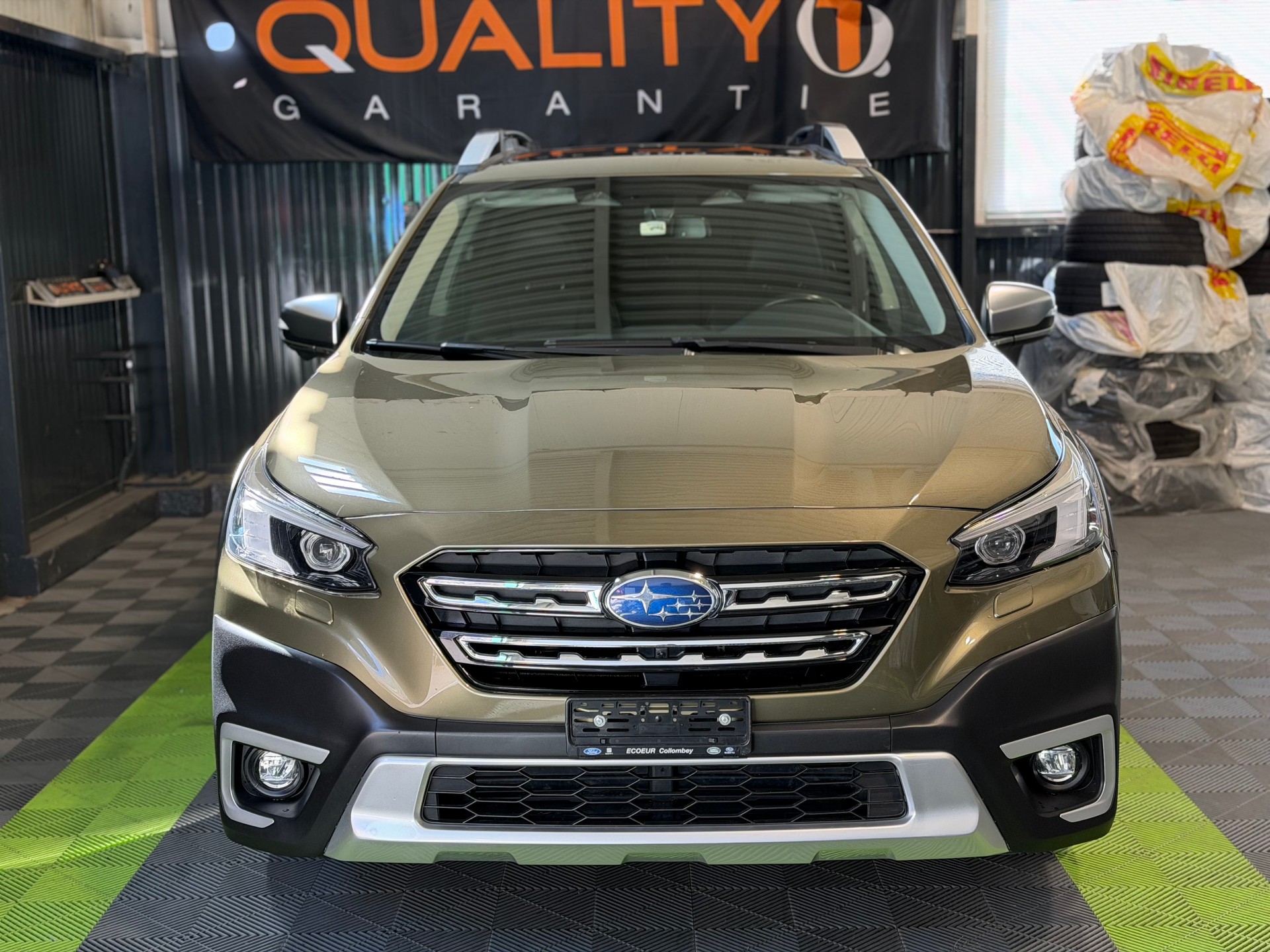 SUBARU Outback 2.5i Luxury AWD Lineartronic-image-1