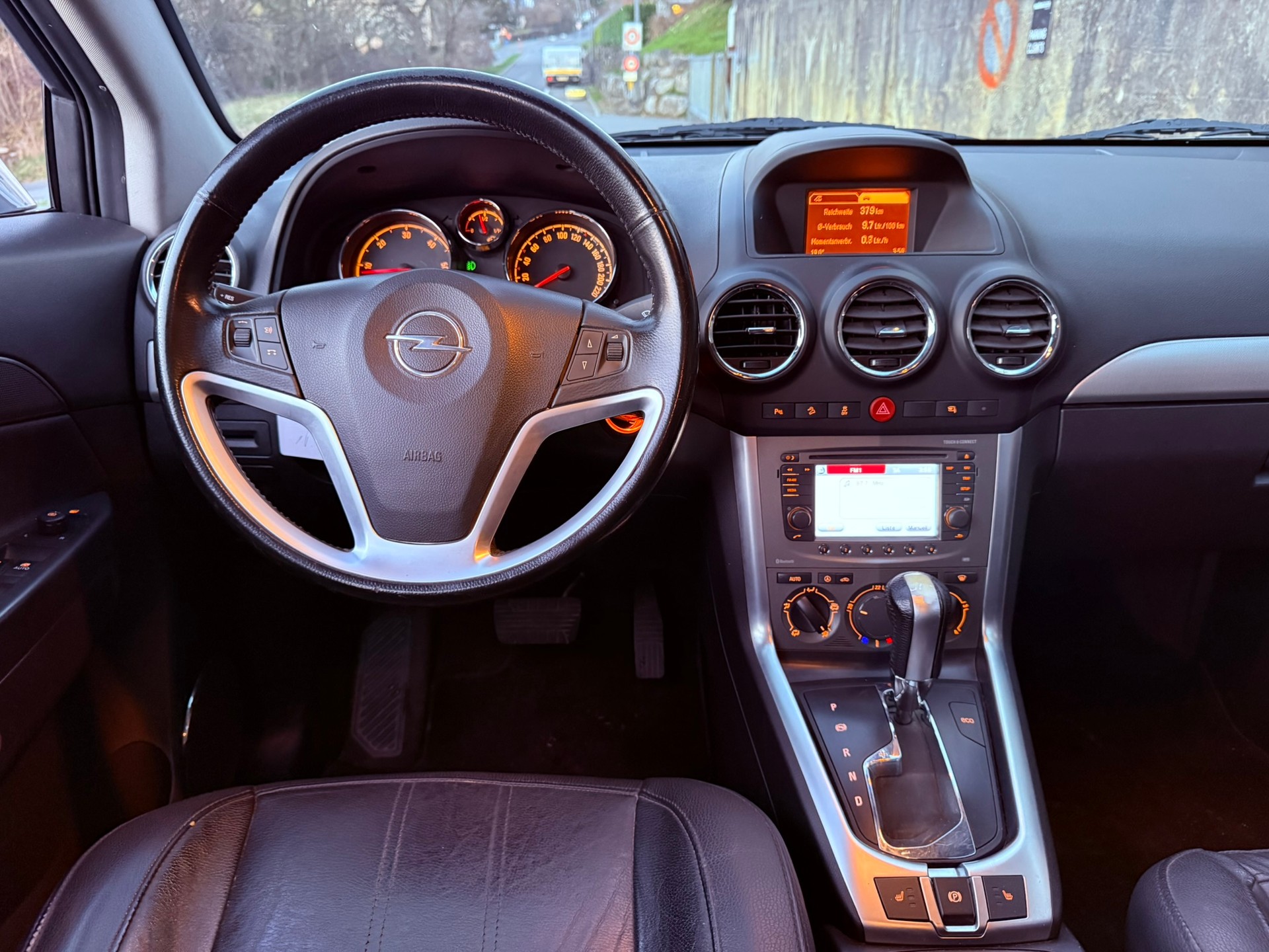 OPEL Antara 2.2 CDTi Cosmo 4WD Automatic-image-10