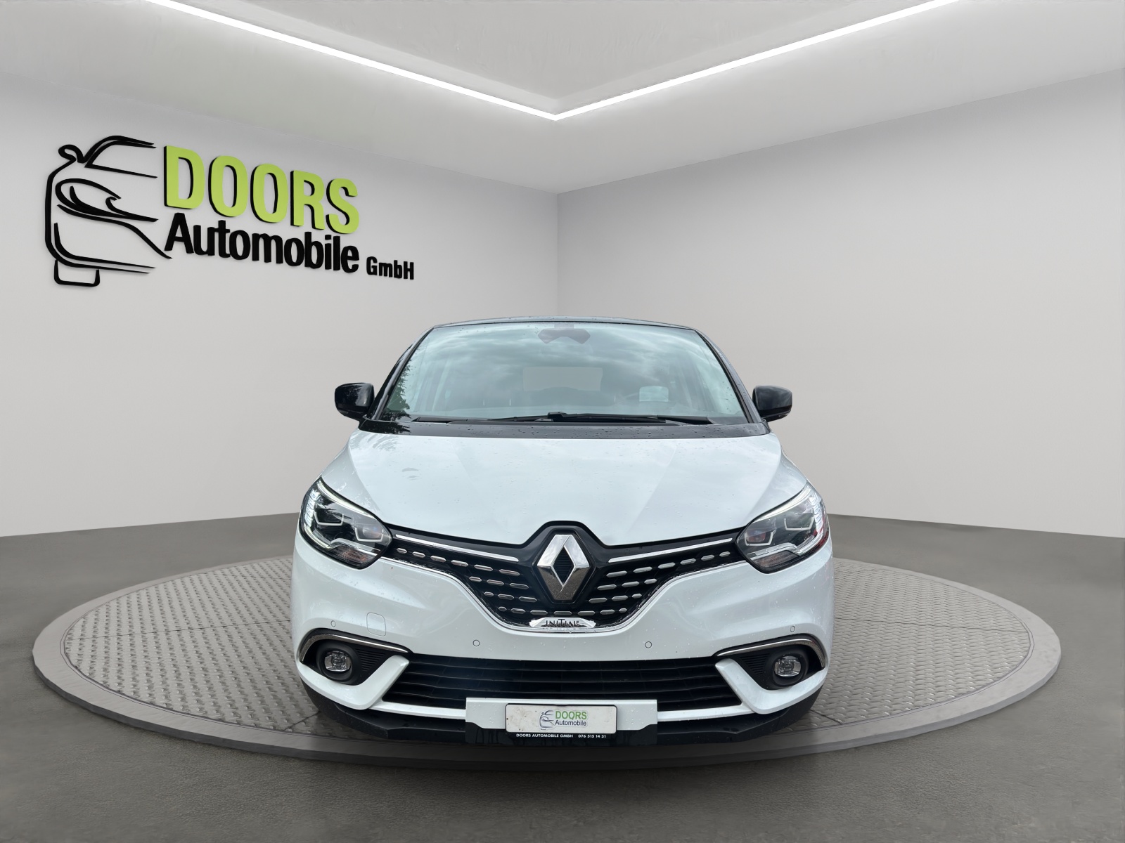 RENAULT Scénic 1.5 dCi Initiale Paris EDC-showroom-element-1