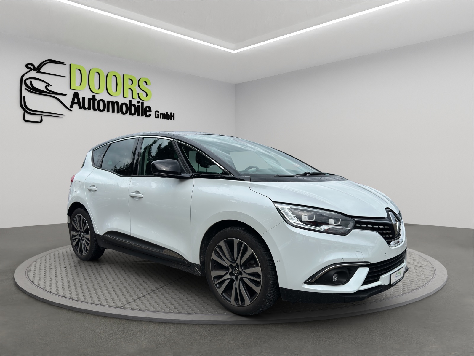 RENAULT Scénic 1.5 dCi Initiale Paris EDC