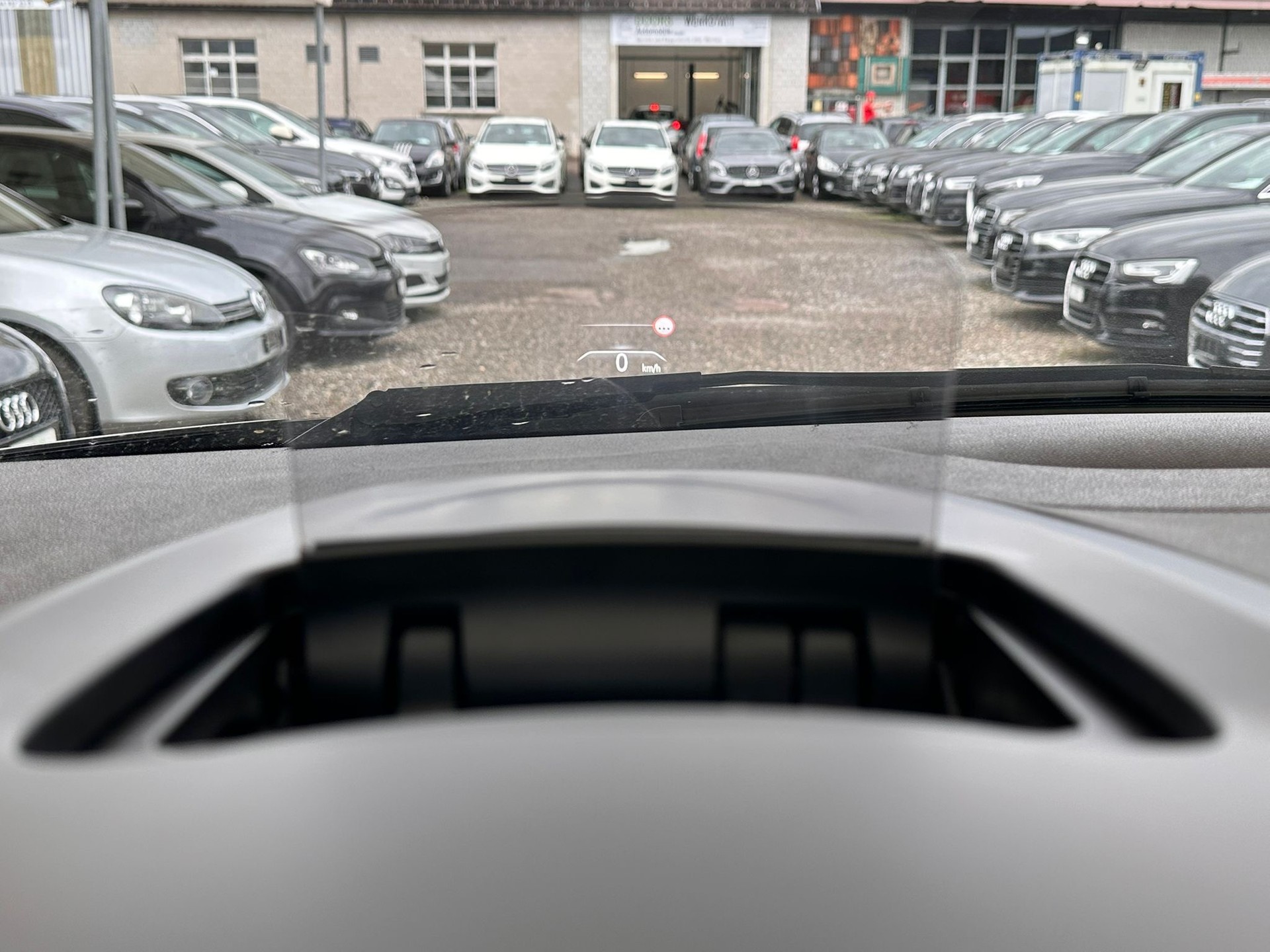RENAULT Scénic 1.5 dCi Initiale Paris EDC-image-18