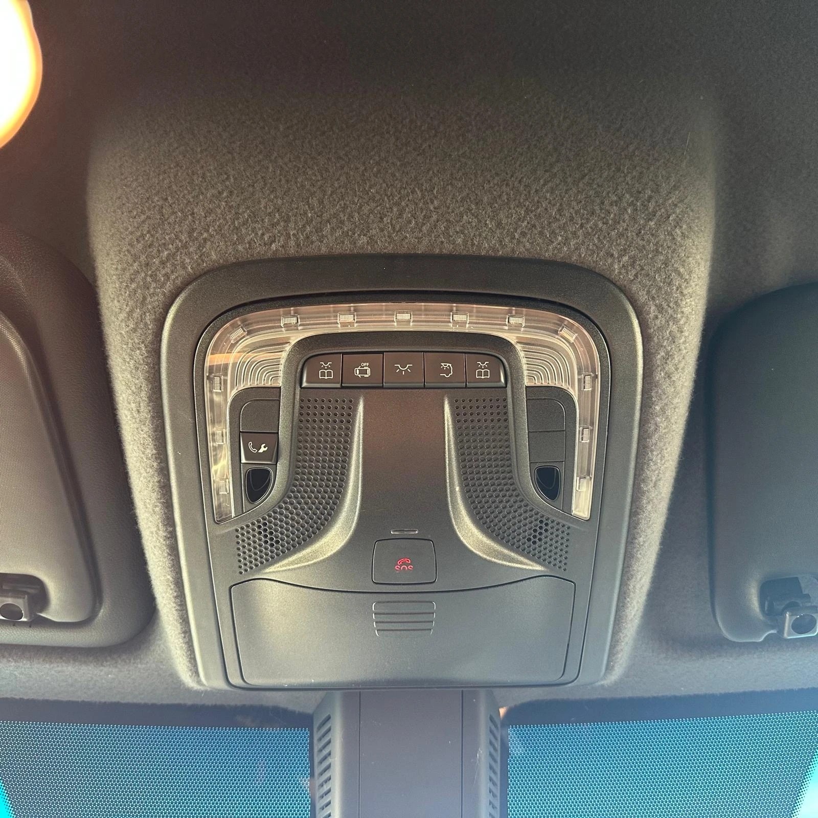 MERCEDES-BENZ Sprinter 214 CDI Standard 9G-TRONIC FWD-image-32