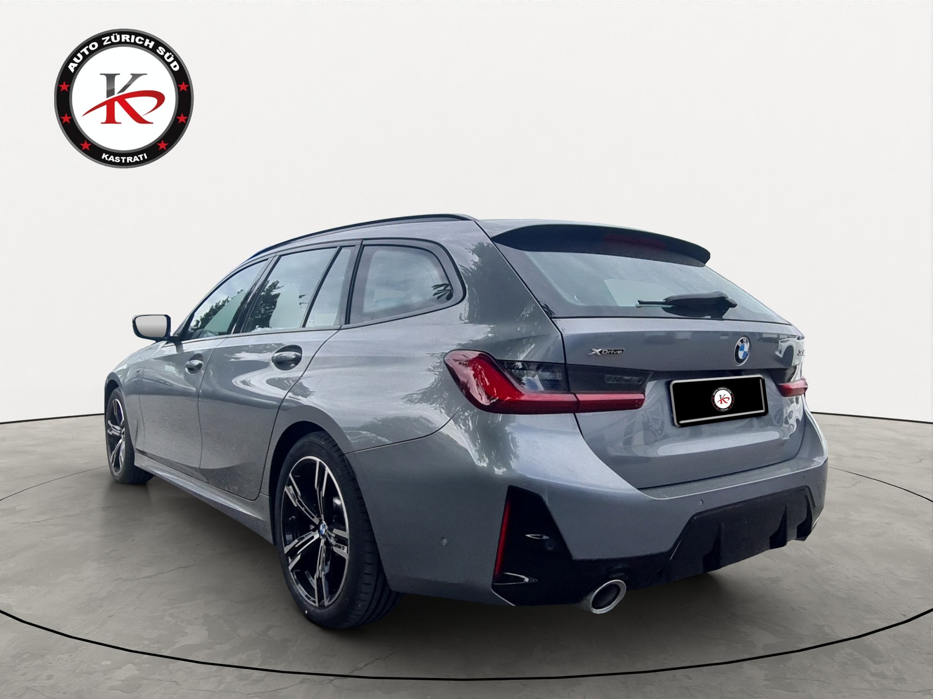 BMW 330i Touring xDrive Steptronic M Sport-showroom-element-3