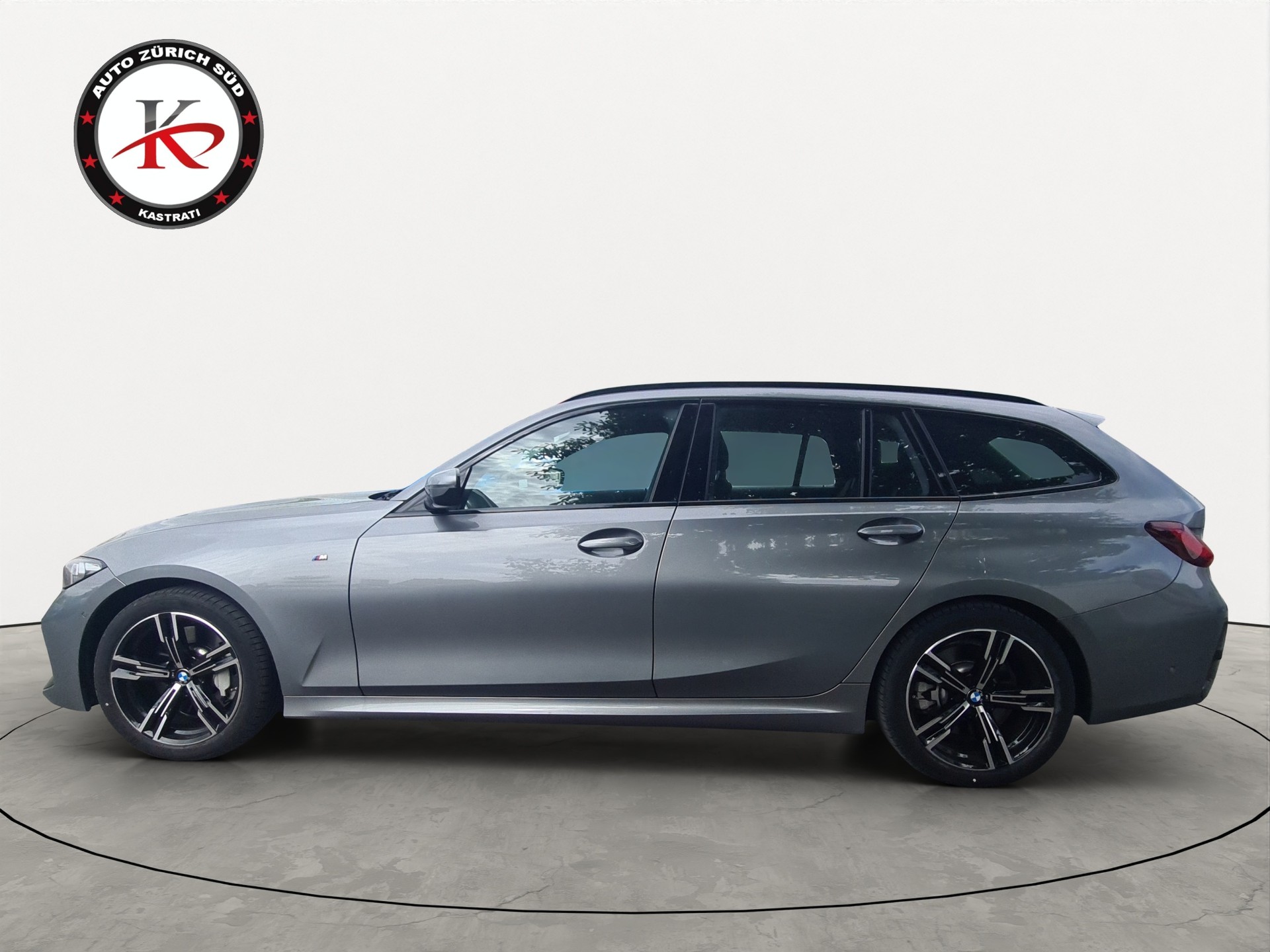 BMW 330i Touring xDrive Steptronic M Sport-showroom-element-2