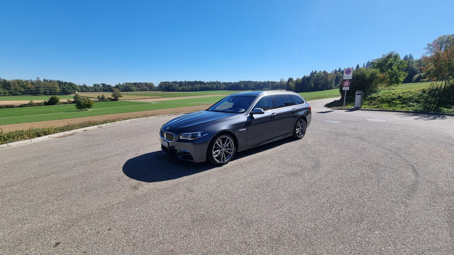 BMW M 550d xDrive-image-2