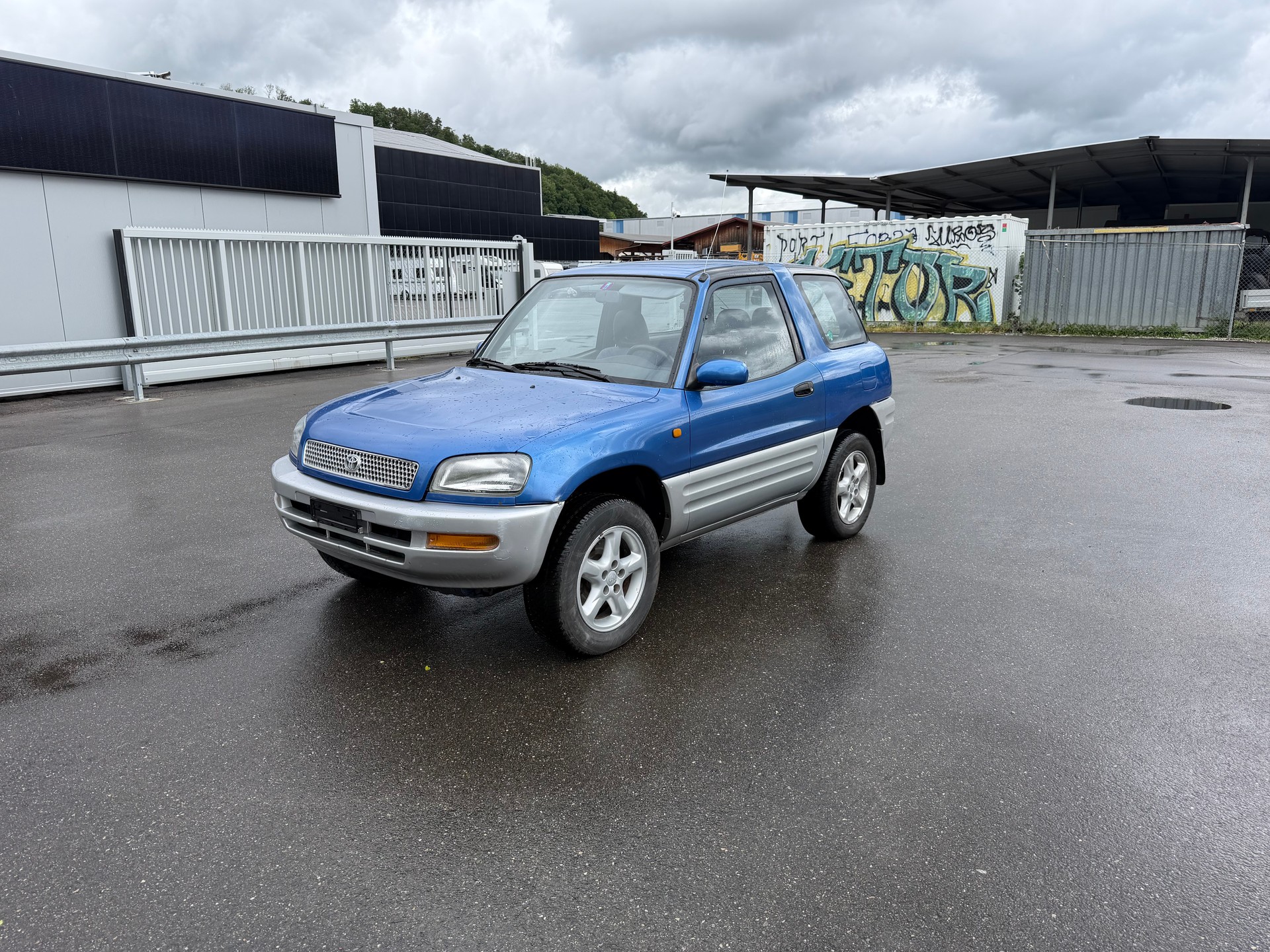 TOYOTA RAV-4