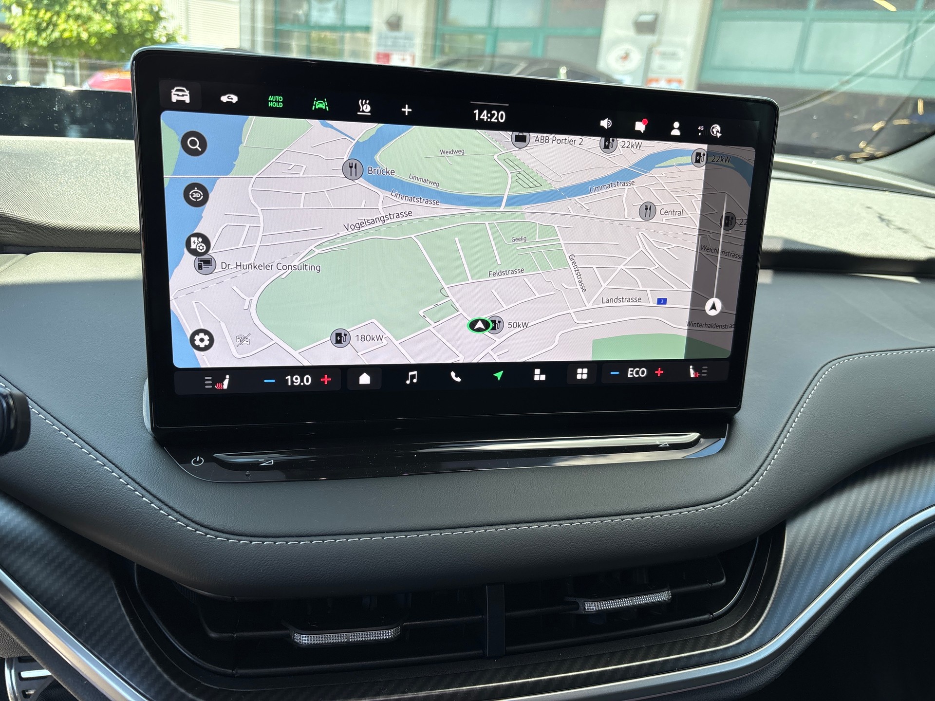 SKODA Elroq 85x Sportline 4x4-image-12