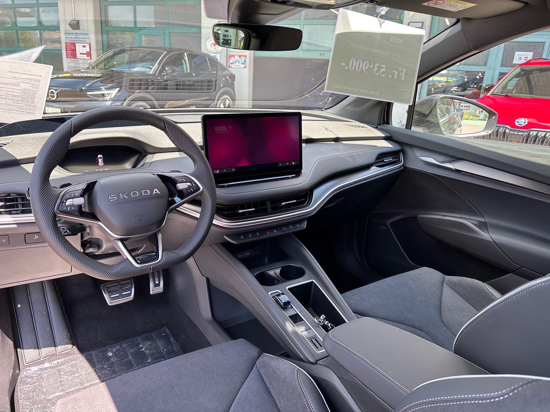 SKODA Elroq 85x Sportline 4x4-image-9